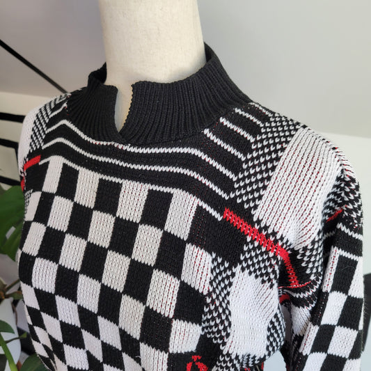 Vintage Hand Knit Checkered Sweater - small