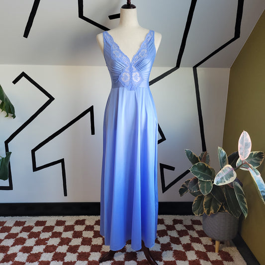 Olga Bodysilk Vintage 70s Periwinkle Gathered Bust Night Gown - Medium