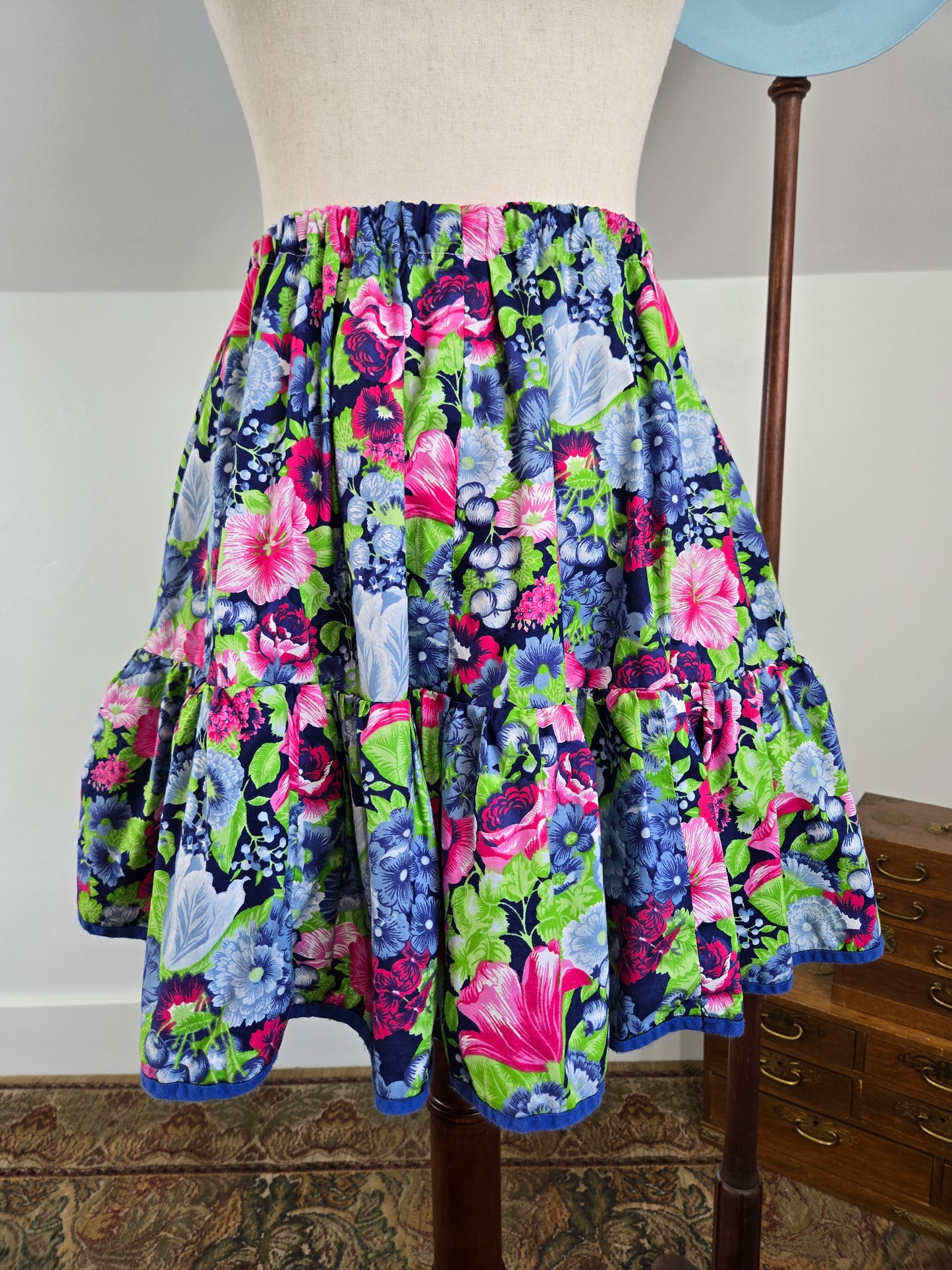 Vintage Floral Cotton Circle Skirt - S/M/L