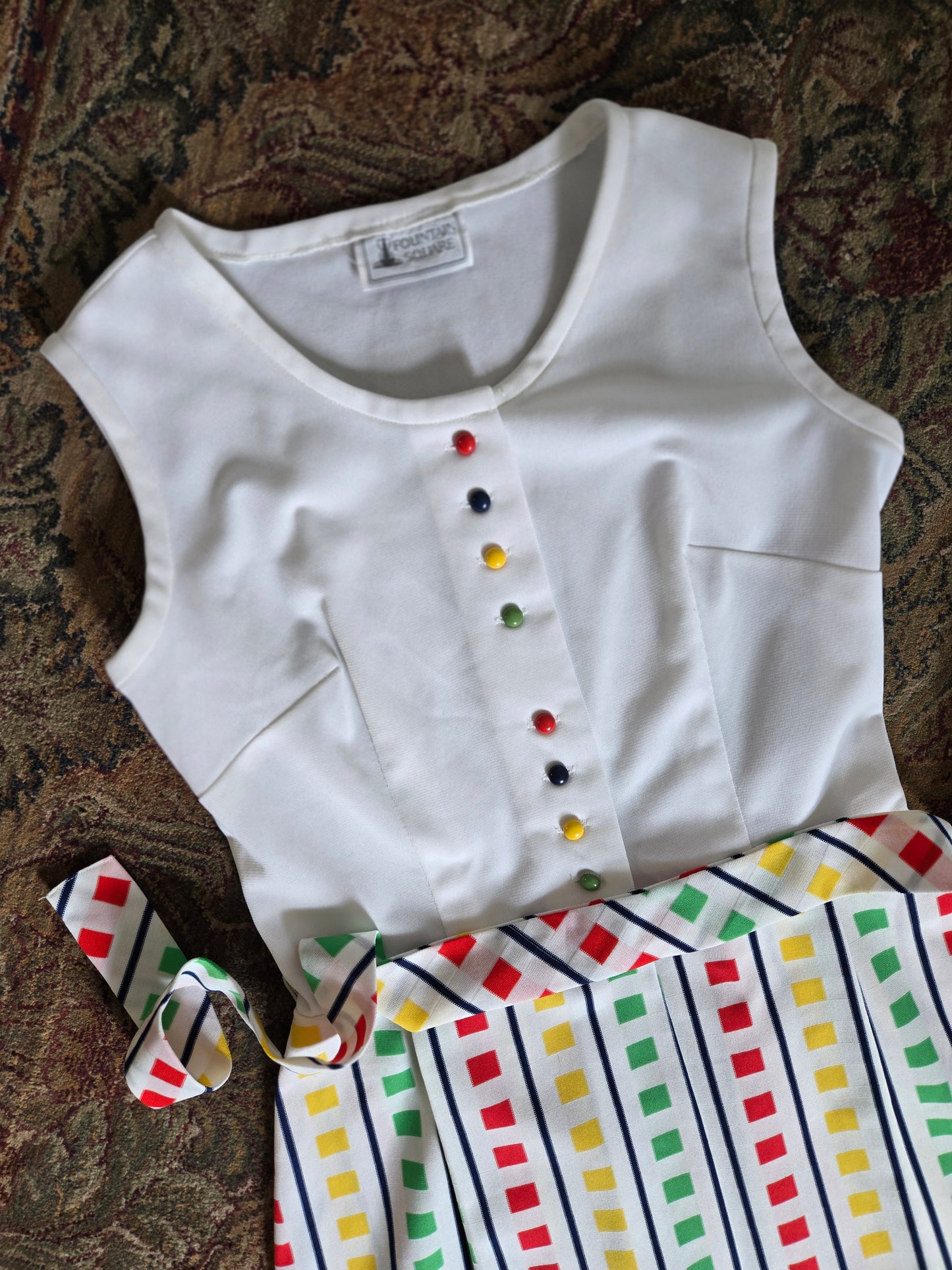 Fountain Square 70s Stop Light Dress - medium