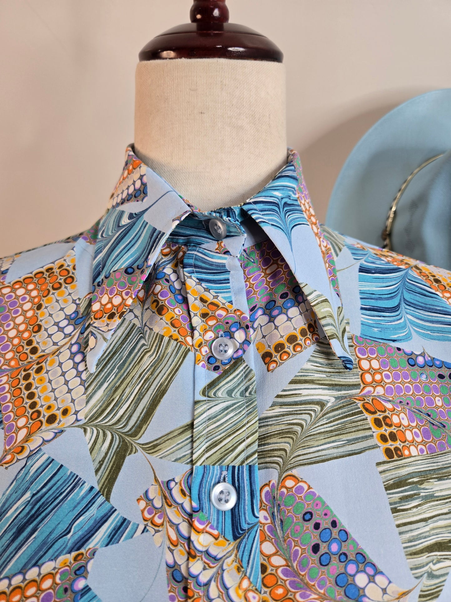 Allison Peters Vintage 70s Psychedelic Dagger Collar Shirt - XS/S