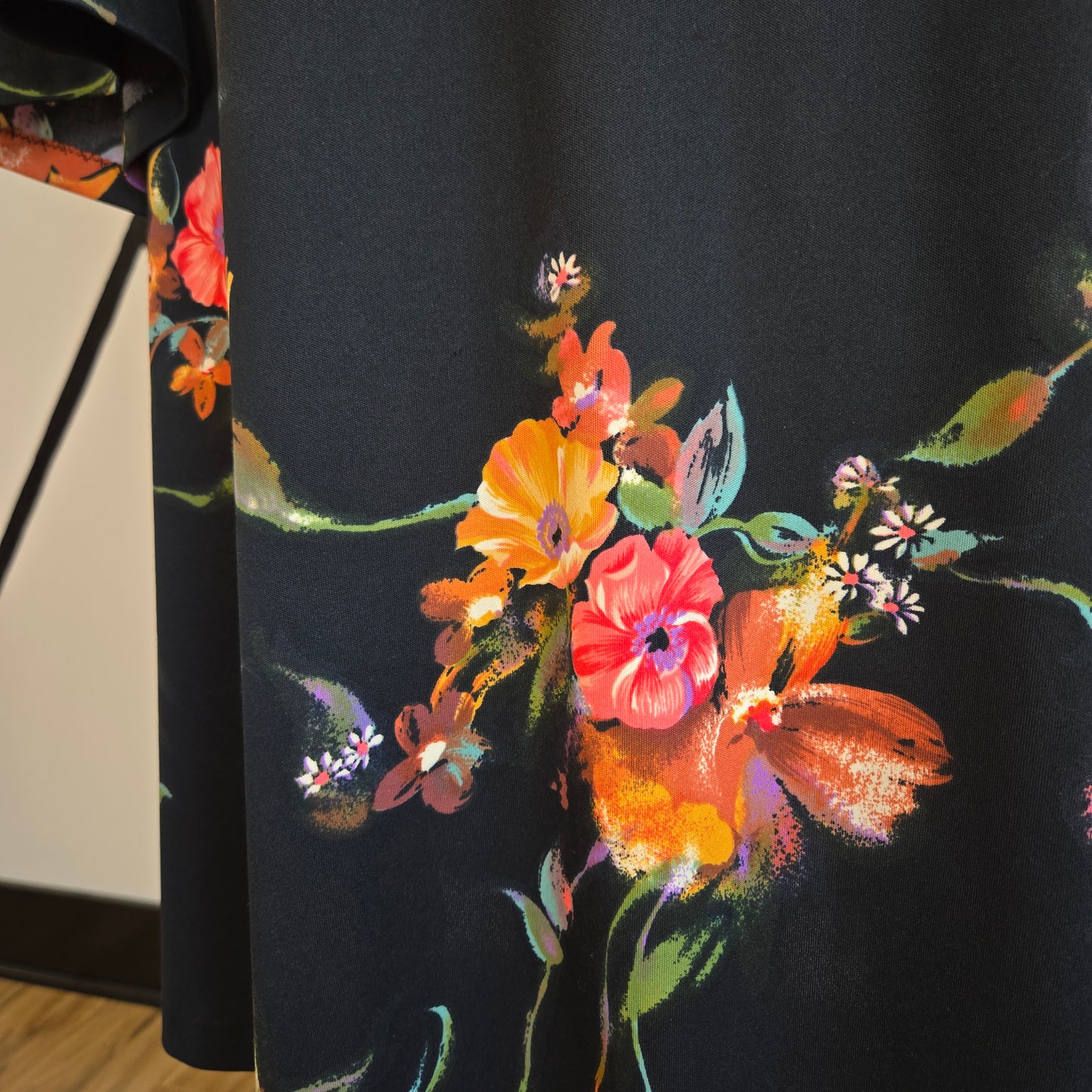 Handmade 1960s Floral Bell Sleeve Dress - XS/Small