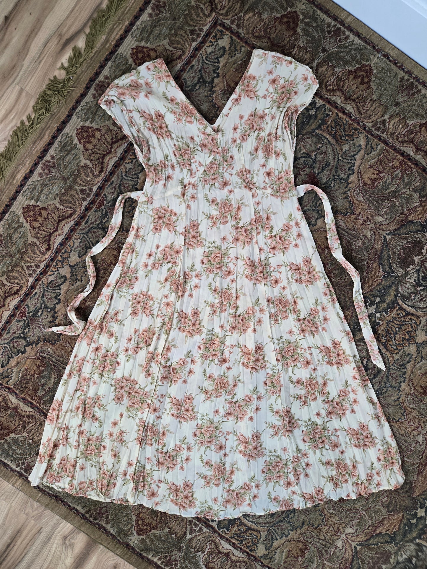 Timing USA Vintage 90s Floral Semi Shear Dress - medium