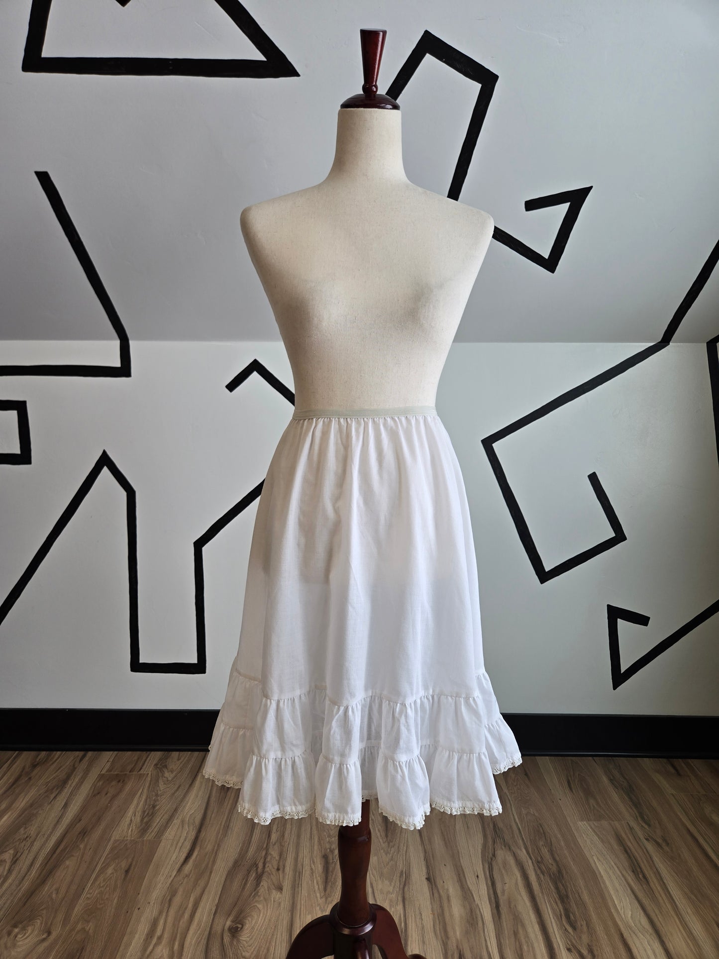 Vintage Edwardian Style Shorter White Cotton Blend Muslin Petticoat - small
