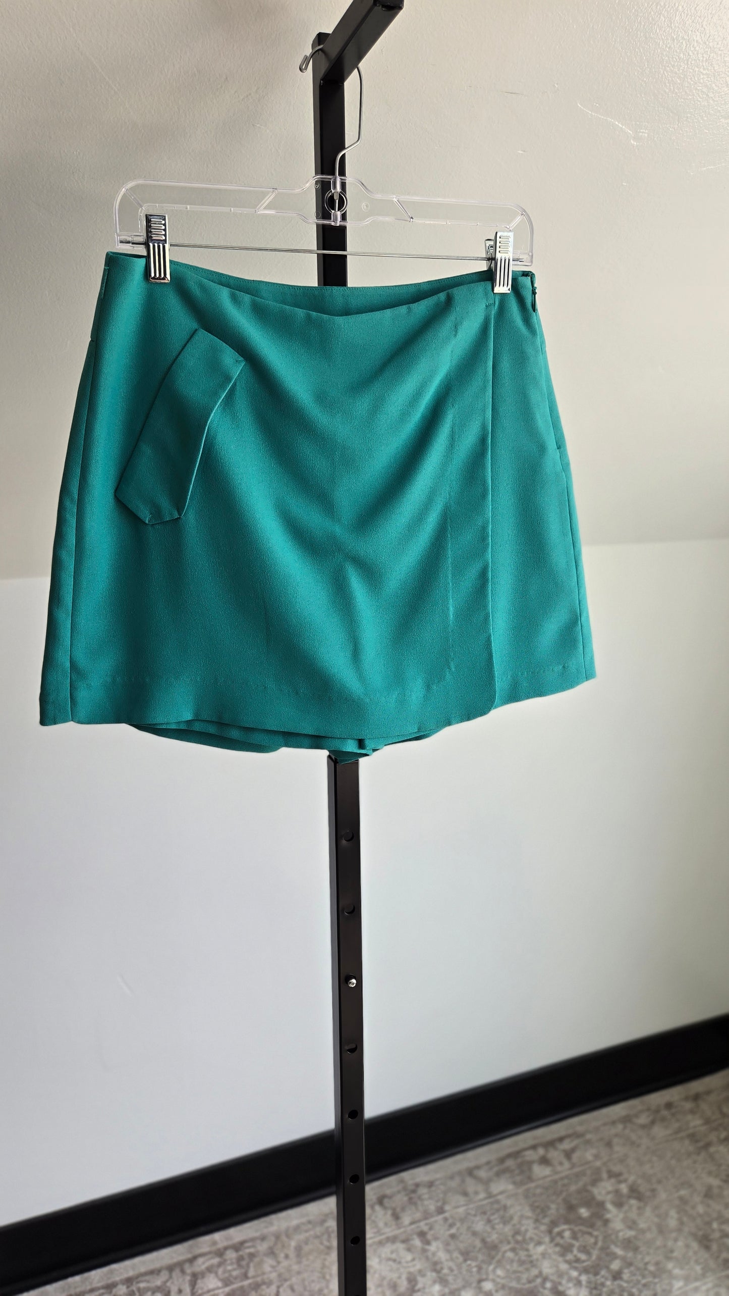 Arnaldo Bassini Italian Designer Skort in Turquoise - Medium