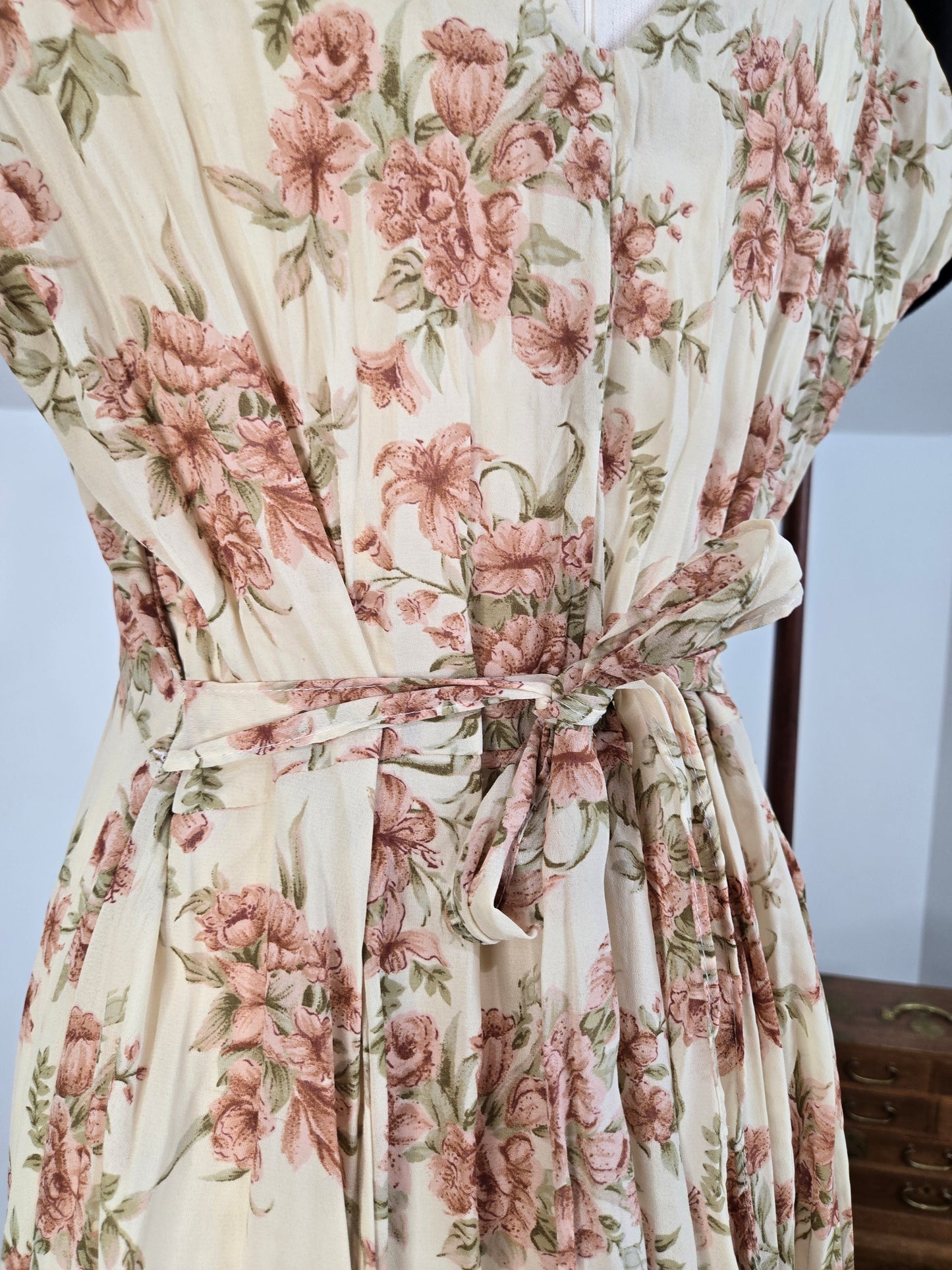 Timing USA Vintage 90s Floral Semi Shear Dress - medium