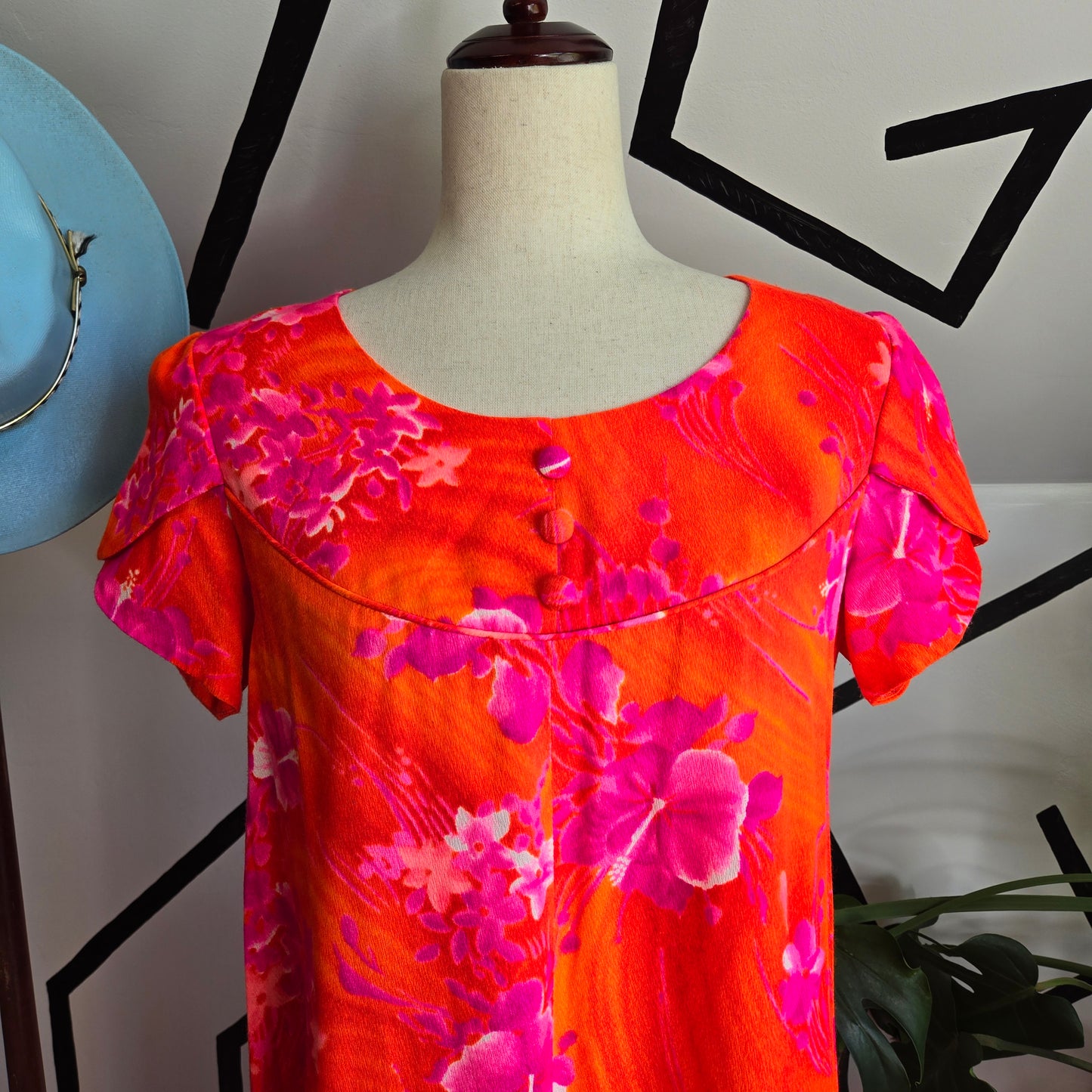 Made in Hawaii 70s Vintage Neon Day Glow Floral Dress - small