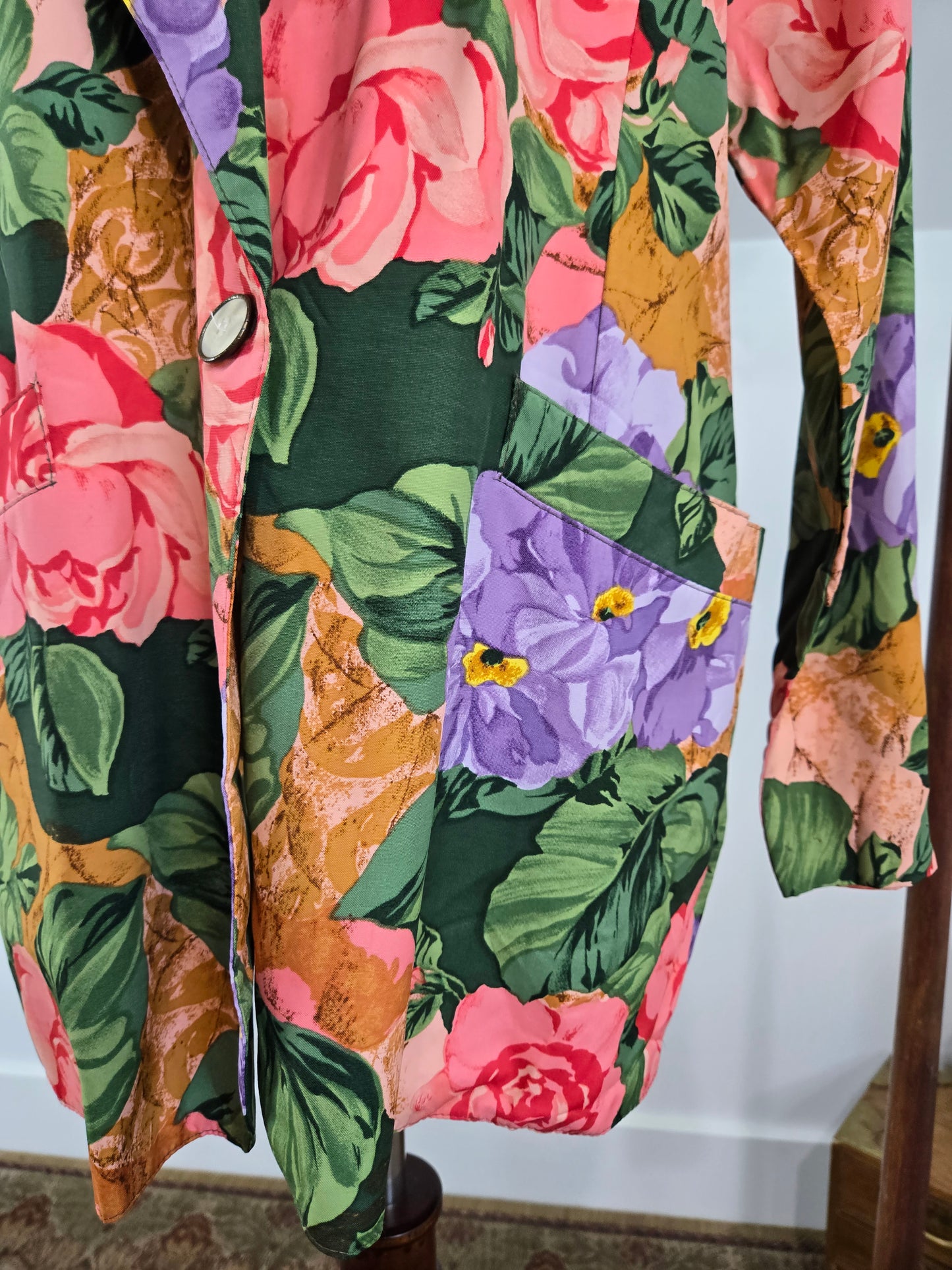 Carol Anderson Collection Vintage Floral Rayon Blazer - medium