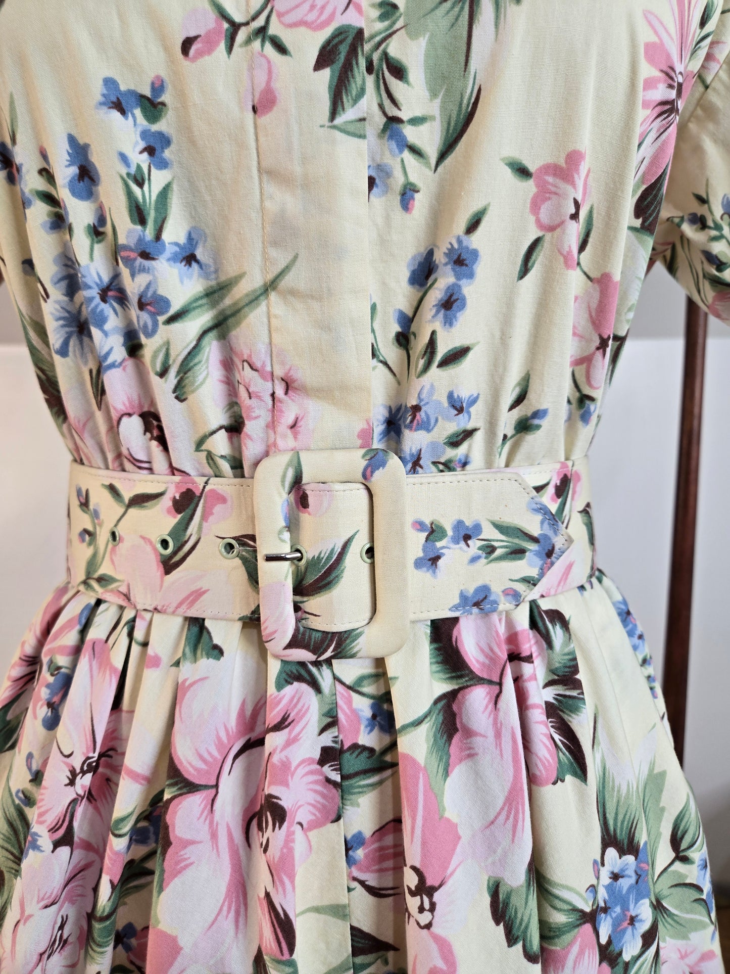 All Week Long 80s Cotton Floral Dress - medium