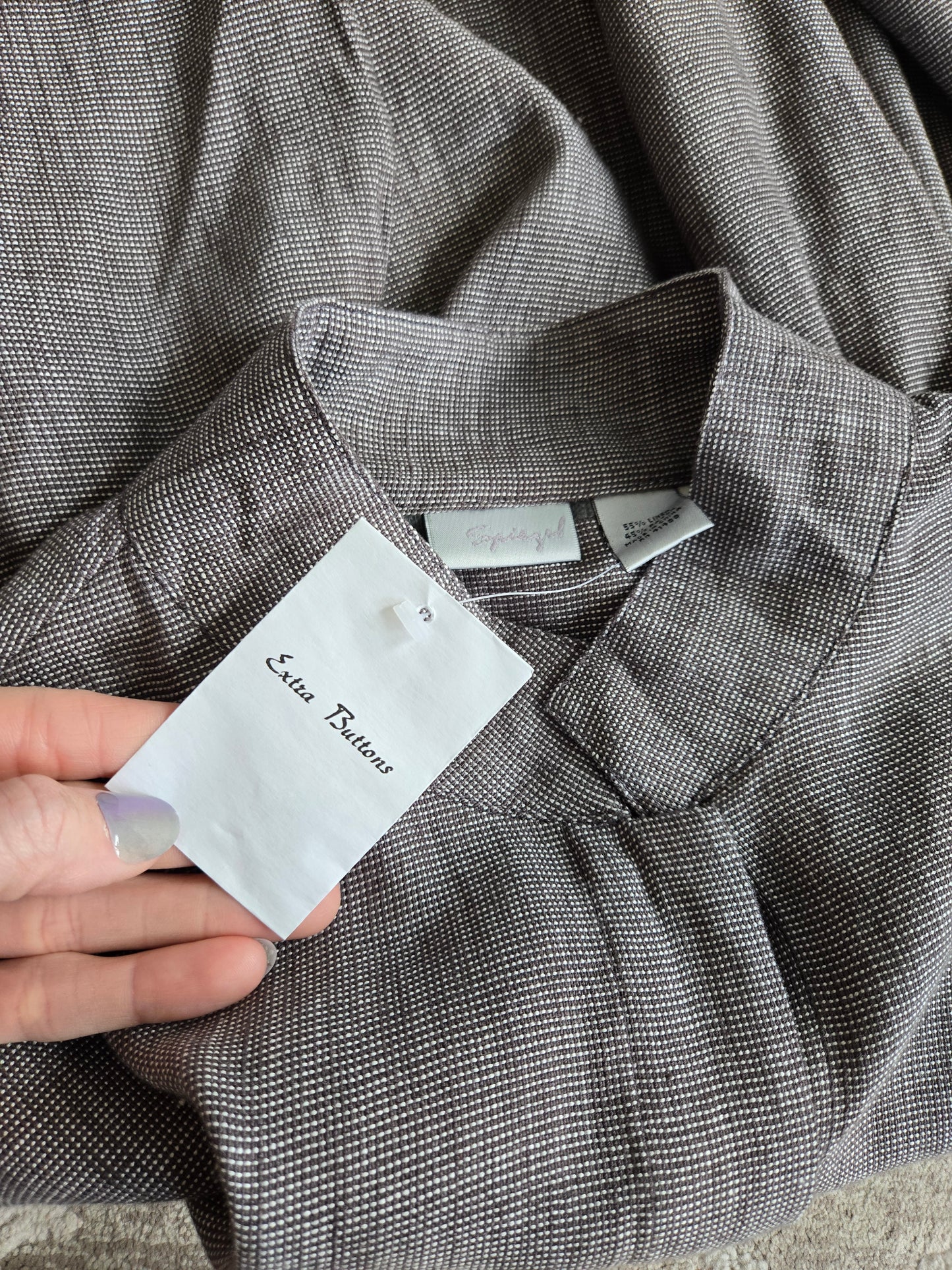 Spiegel Linen Blend Top - Large