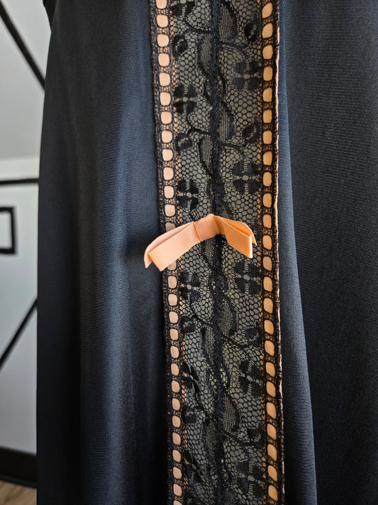 Maidenform Dreamwear Vintage Union Made Black Negligee with Peach Bows - medium