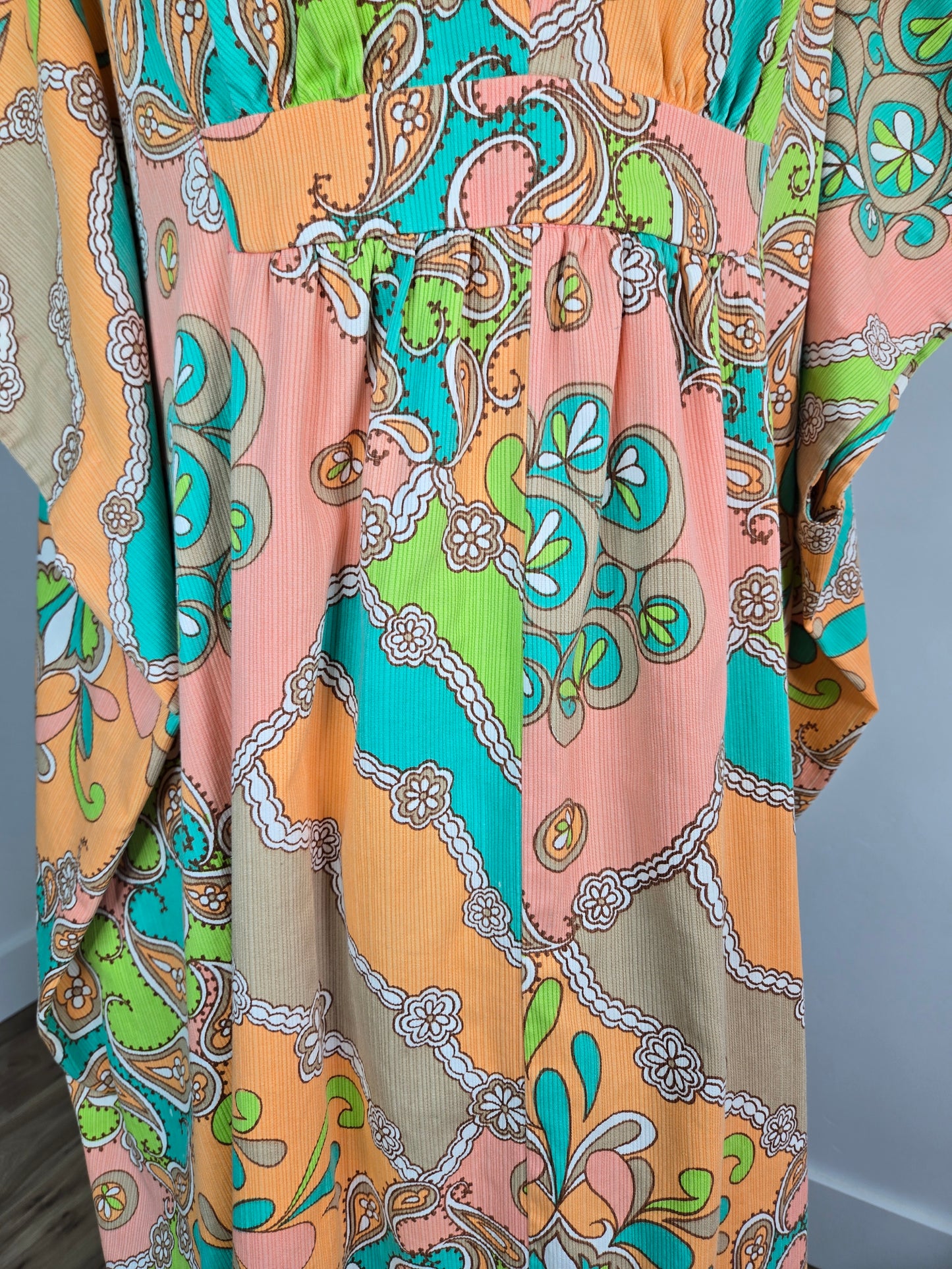 Neon and Pastel Psychedelic Print 1960s Kaftan - OS