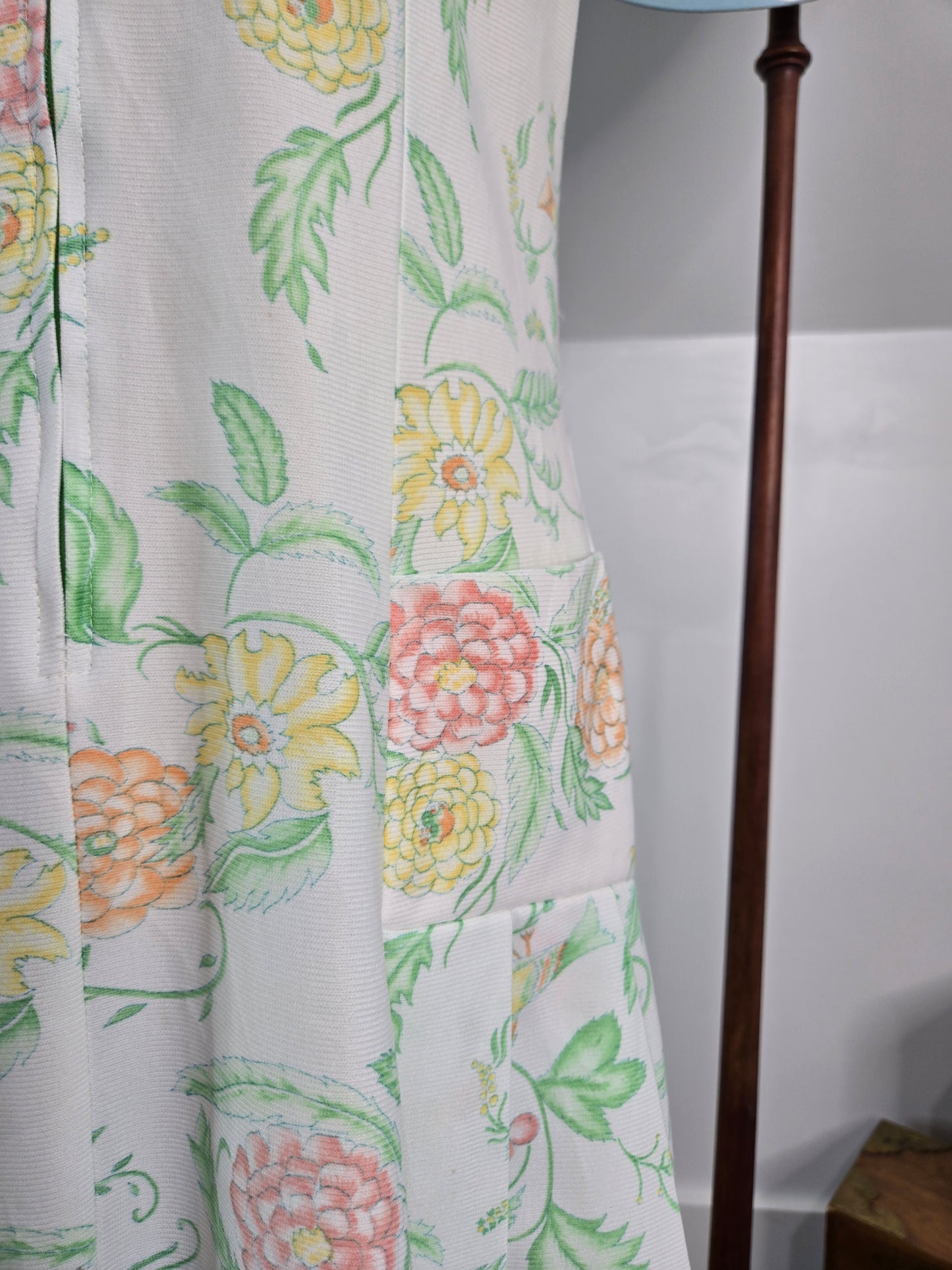 Vintage 60s Florals and Birds Housedress with Heart Zipper - small/medium