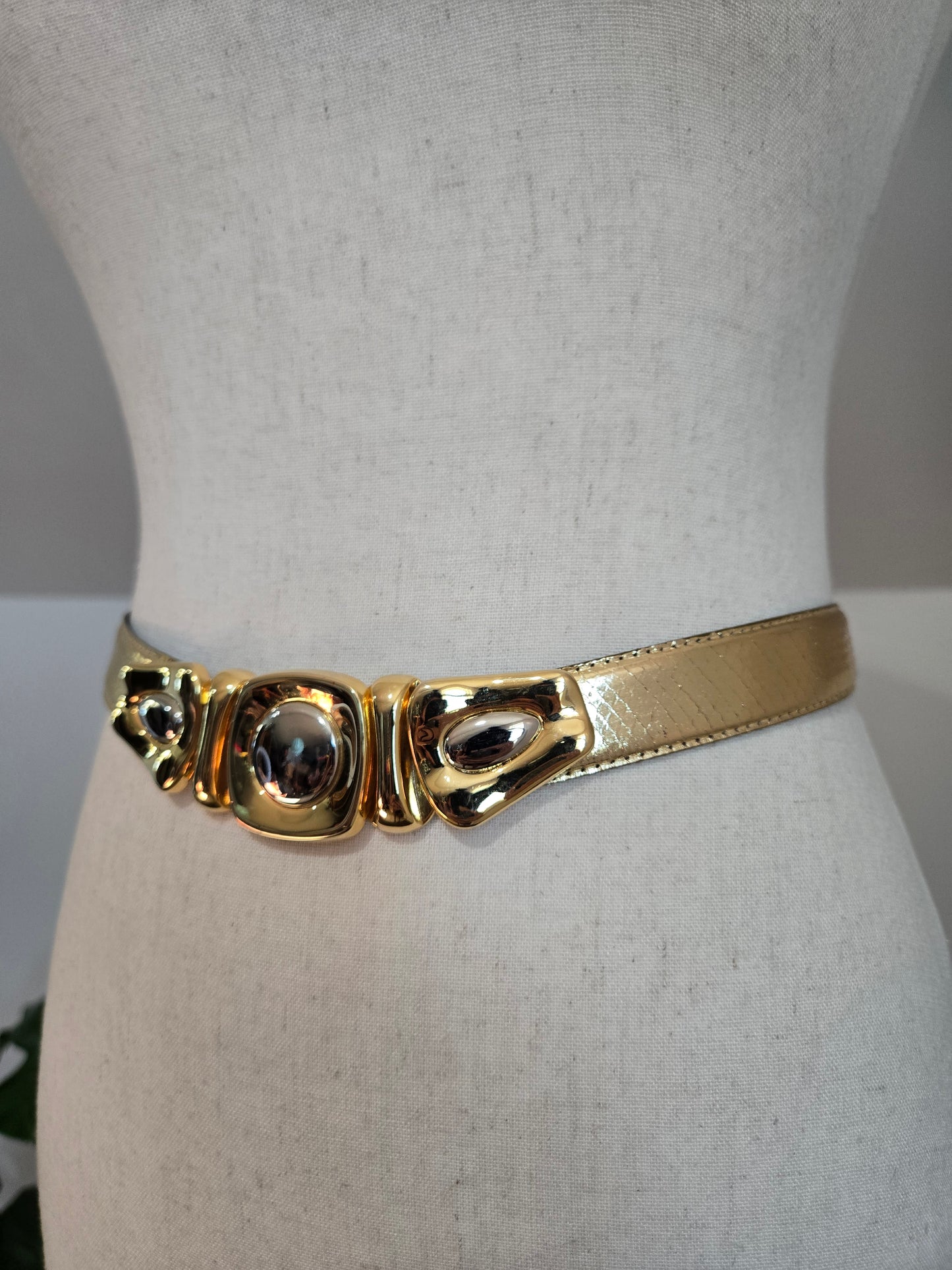 Sunco Vintage Gold Snakeskin Belt with Mixed Metal Decoration - W27-29"
