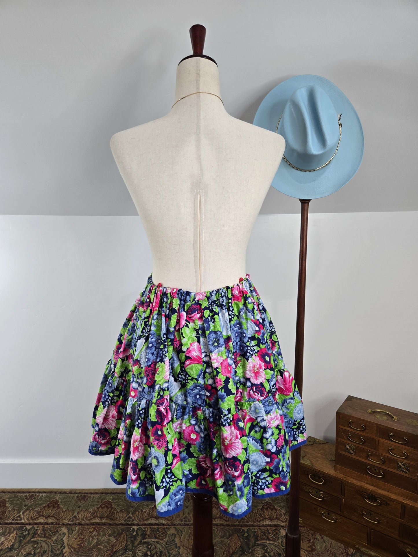 Vintage Floral Cotton Circle Skirt - S/M/L