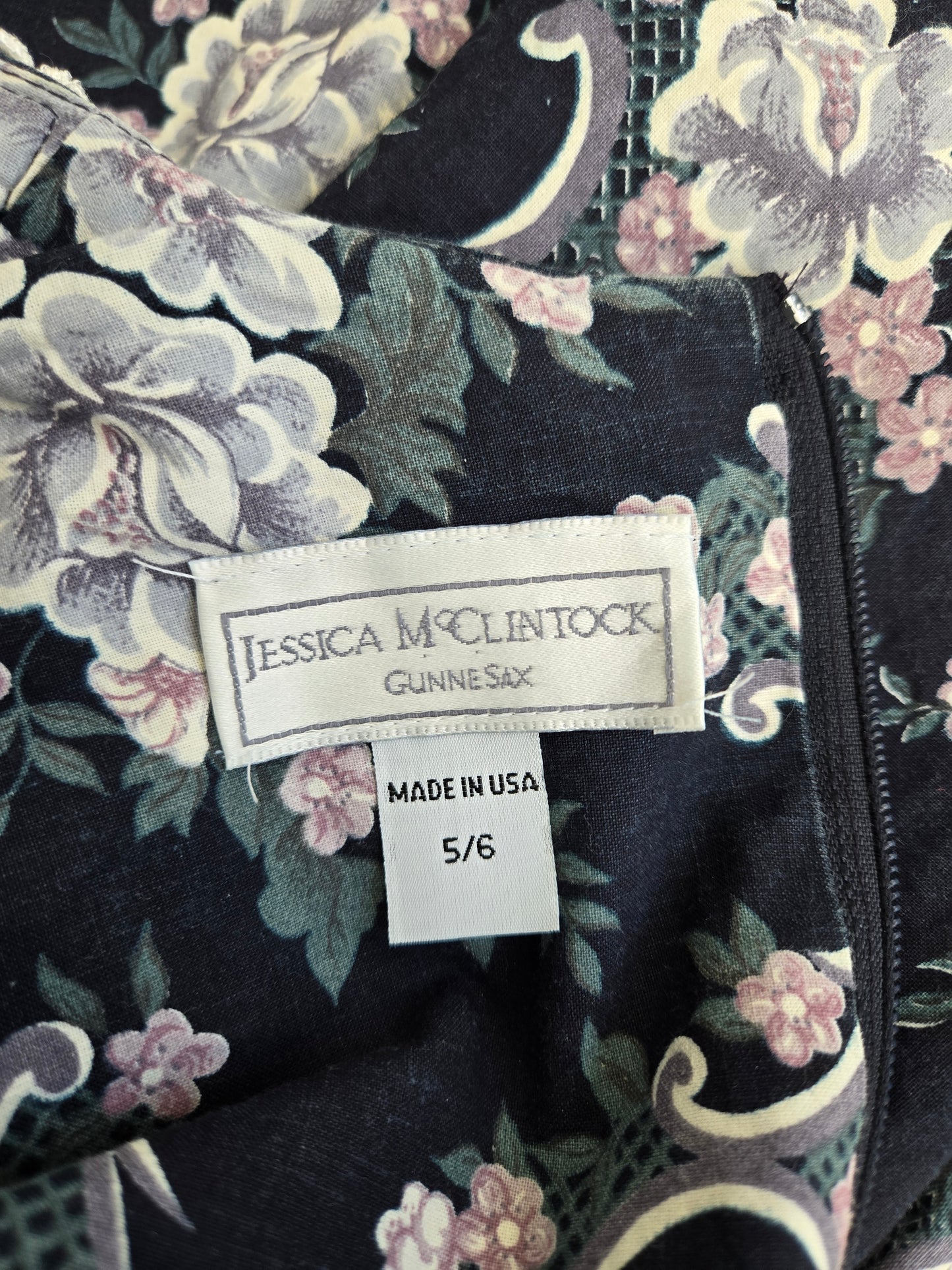 Vintage 80s Gunne Sax by Jessica McClintok Cotton Floral Dress - small