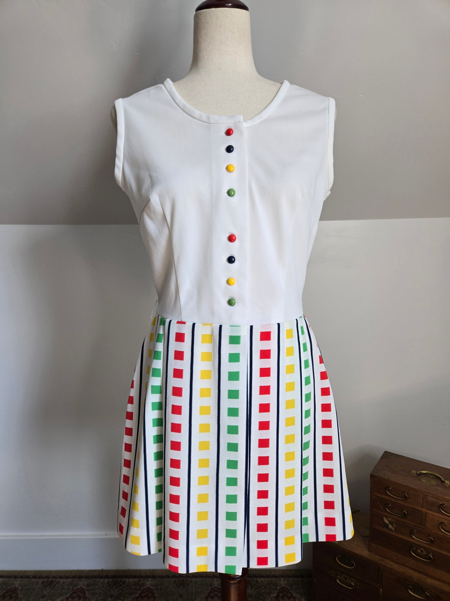 Fountain Square 70s Stop Light Dress - medium