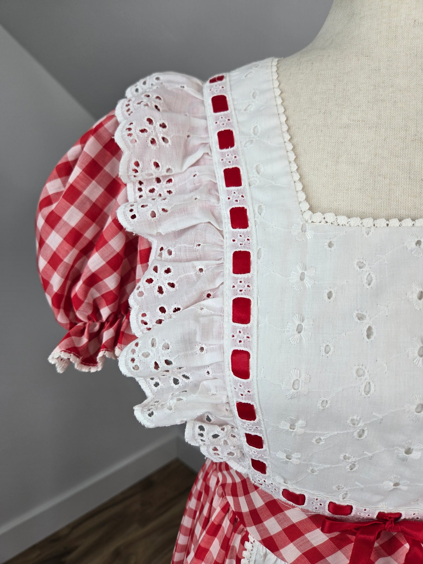 Vintage 60s Prairecore Red Gingham Dress with Eyelet Lace - small/medium