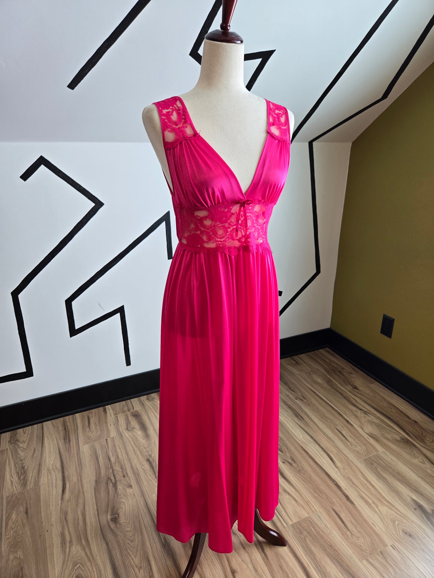 Vintage Fuchsia Pink Peignoir Maxi Dress with Lace Middle - small