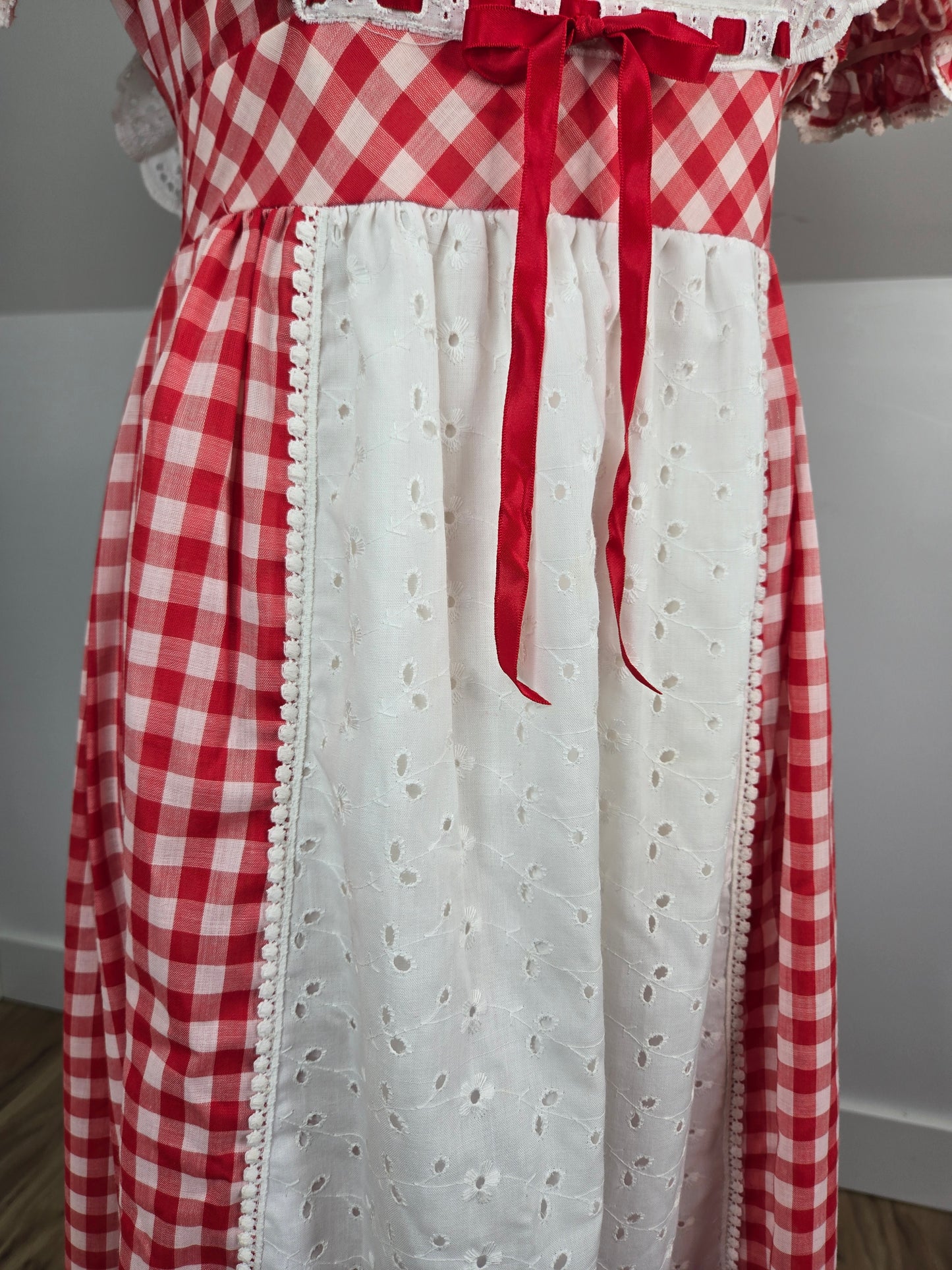 Vintage 60s Prairecore Red Gingham Dress with Eyelet Lace - small/medium