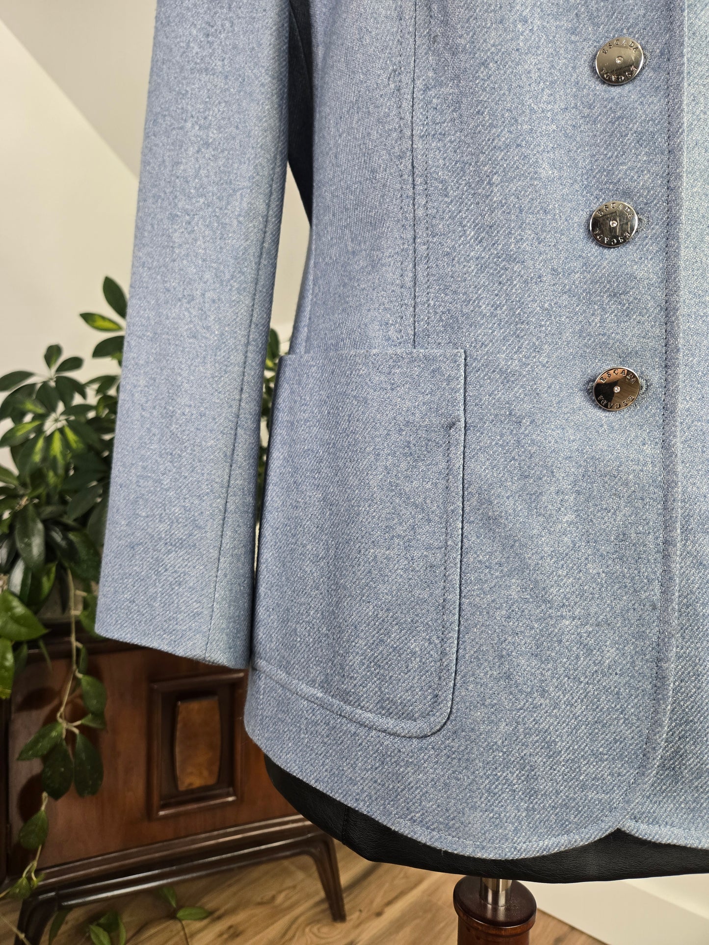 Escada Cashmere and Silk Made in Germany Vintage Blazer - large