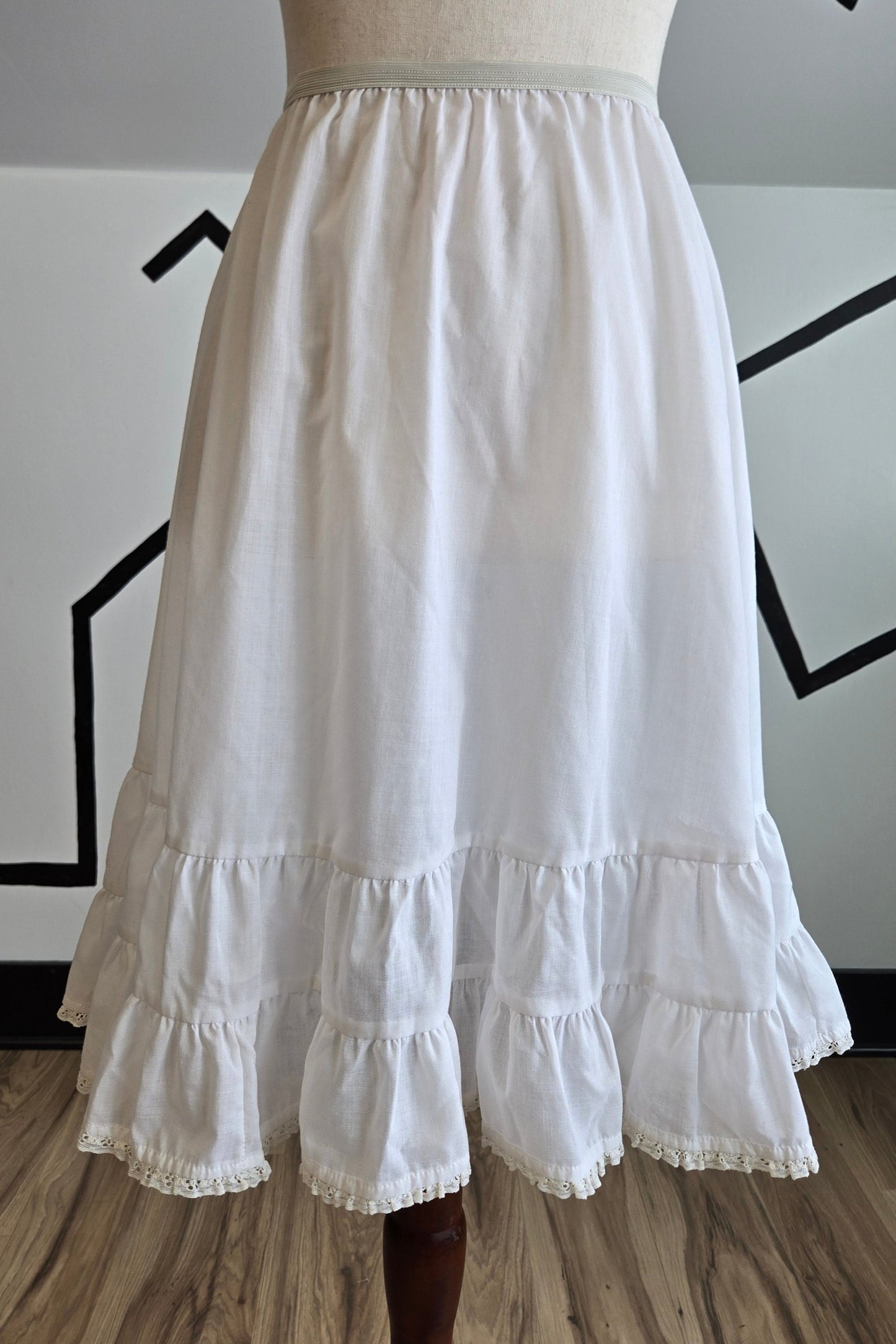 Vintage Edwardian Style Shorter White Cotton Blend Muslin Petticoat - small