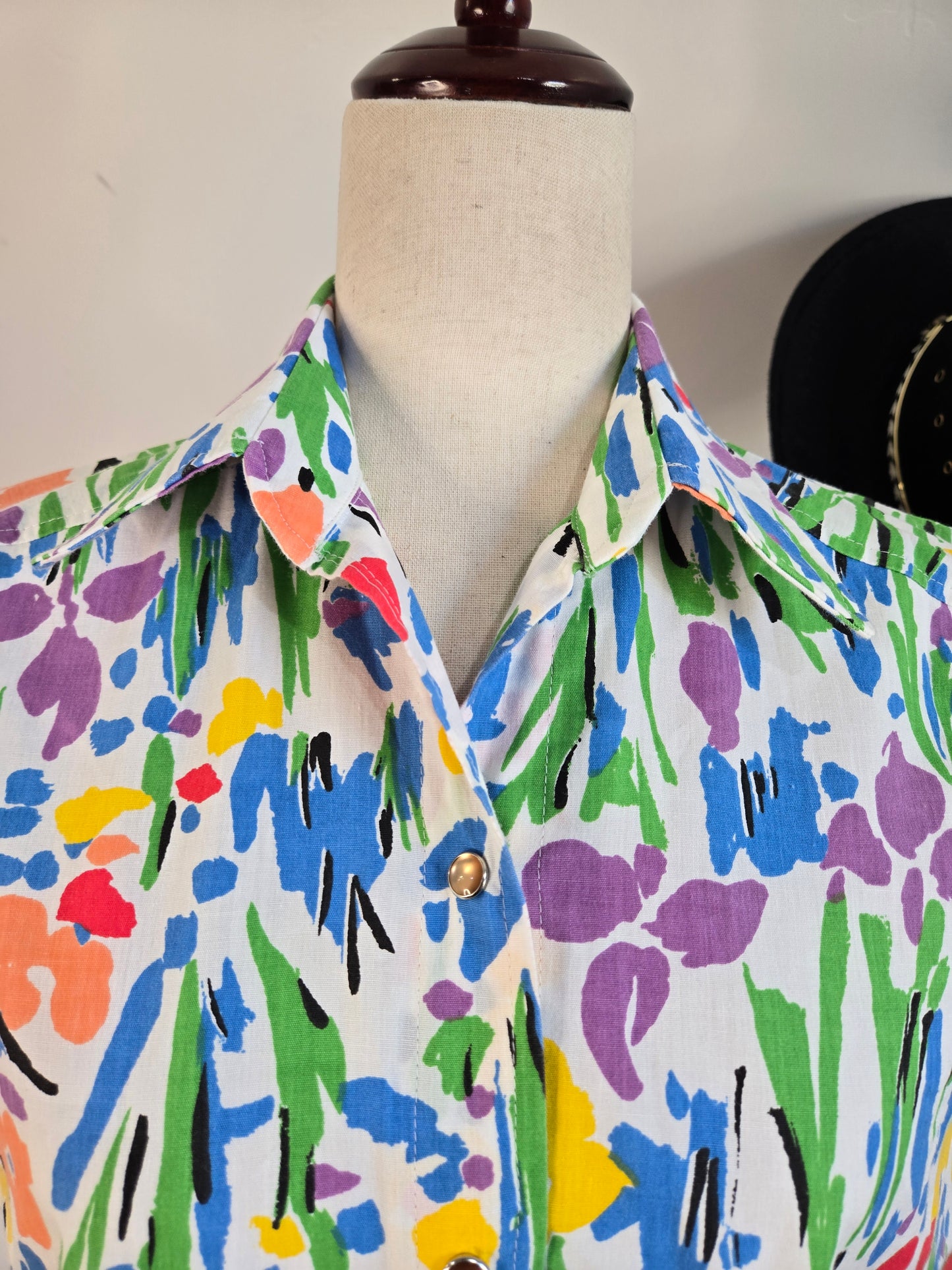 Vintage 80s Cotton Pearl Snap Sleeveless Top - medium