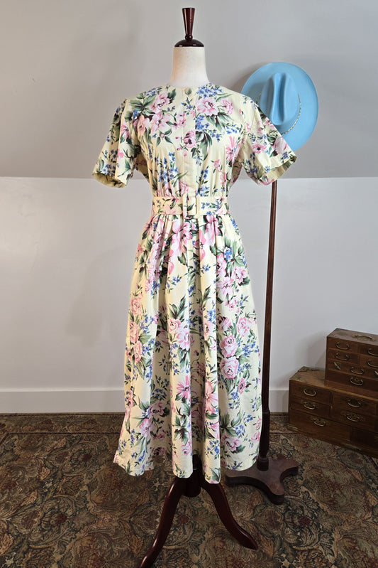 All Week Long 80s Cotton Floral Dress - medium