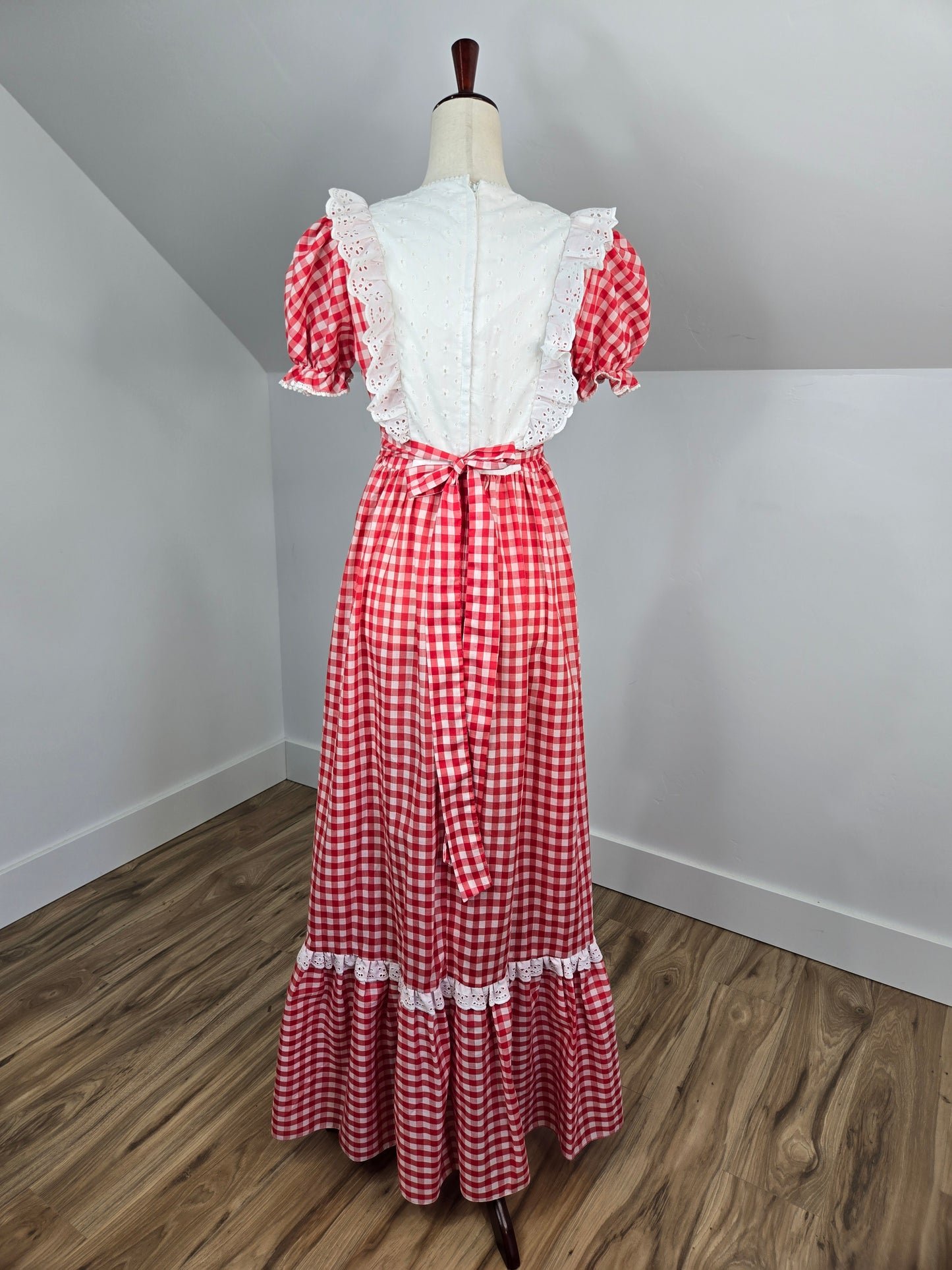 Vintage 60s Prairecore Red Gingham Dress with Eyelet Lace - small/medium