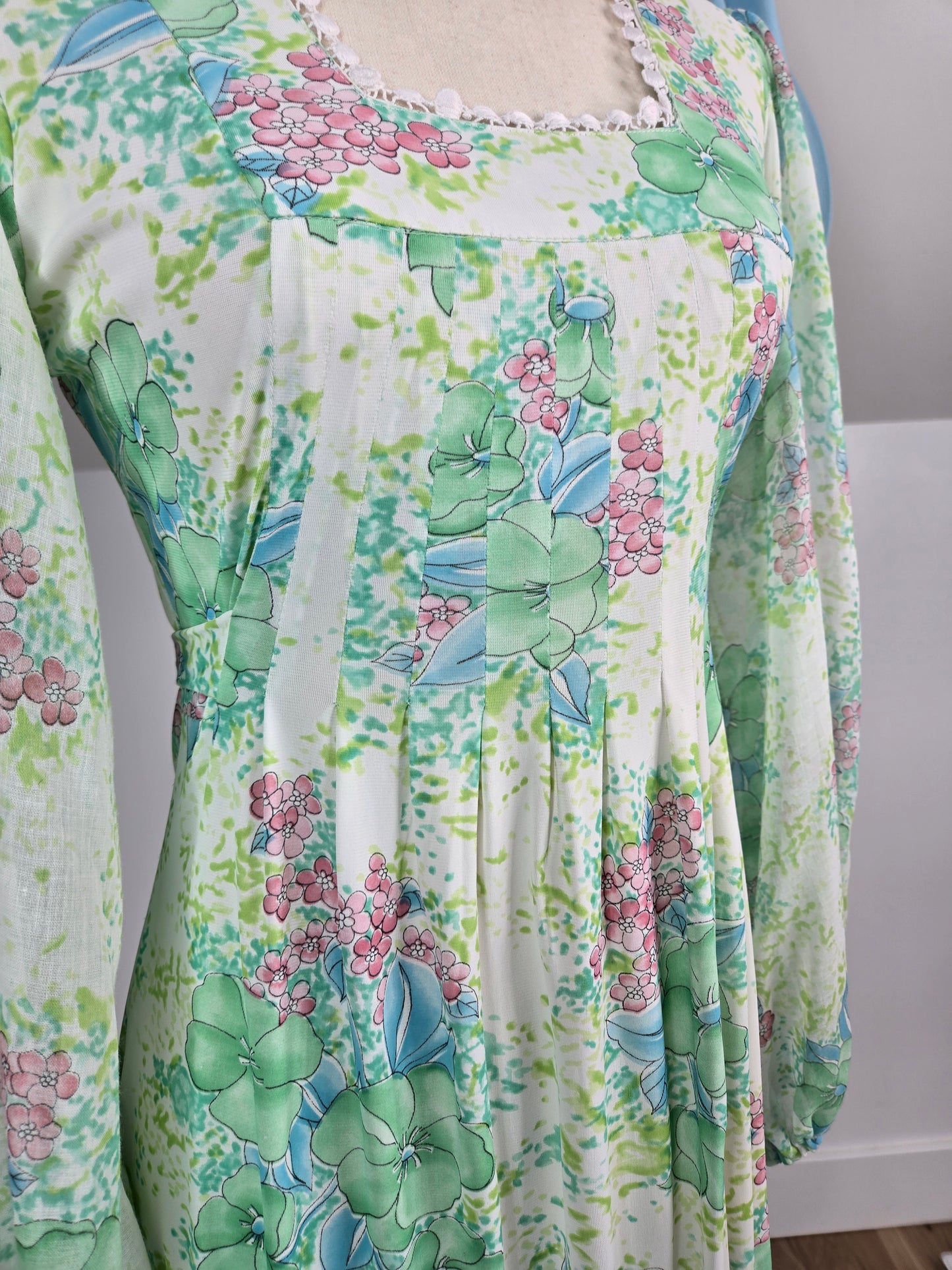 Vintage Mint Green Floral Gypsy Sleeve Dress - Small