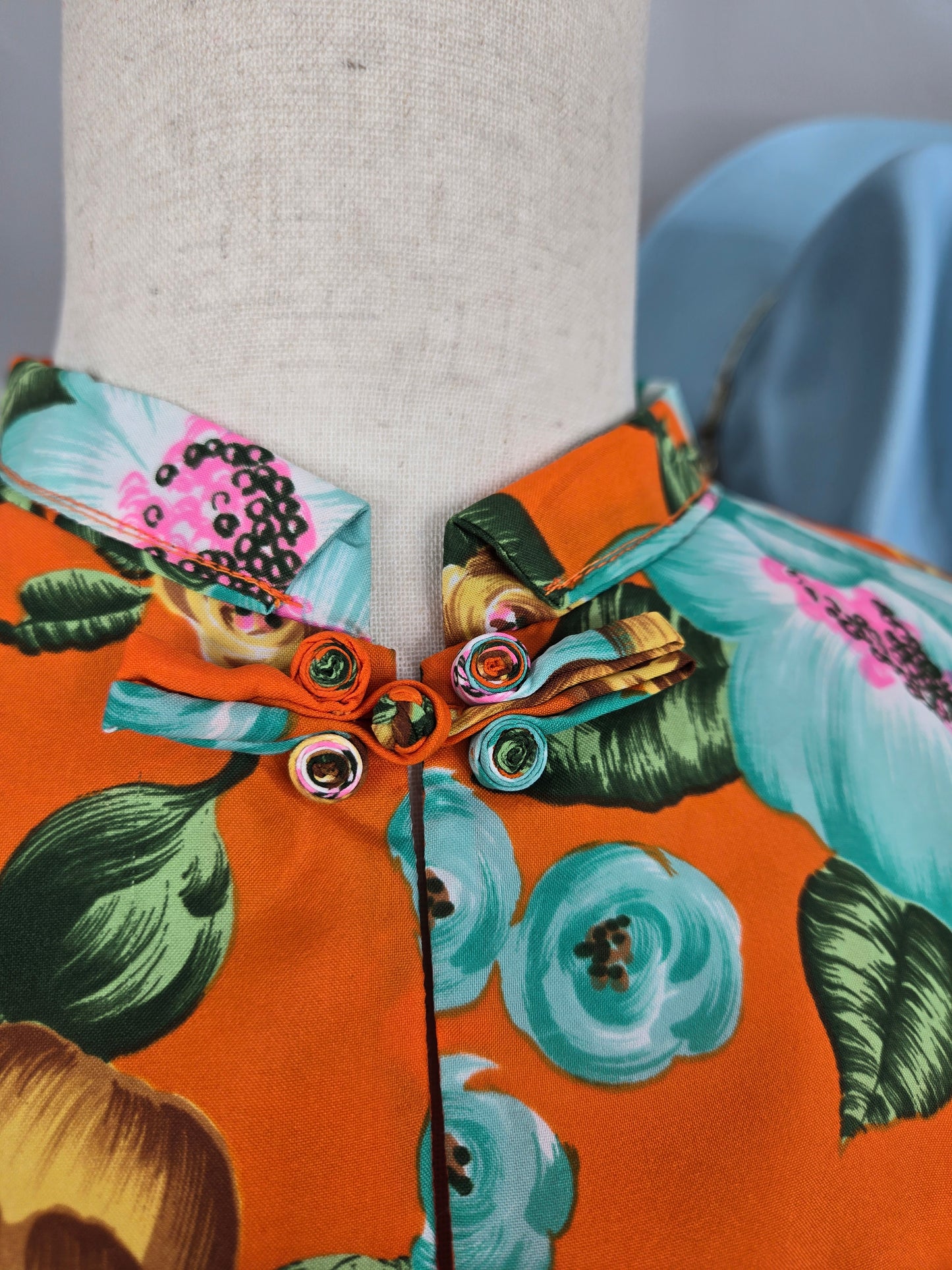 Vintage Dayglo Hawaiian Print Halftan Top - large