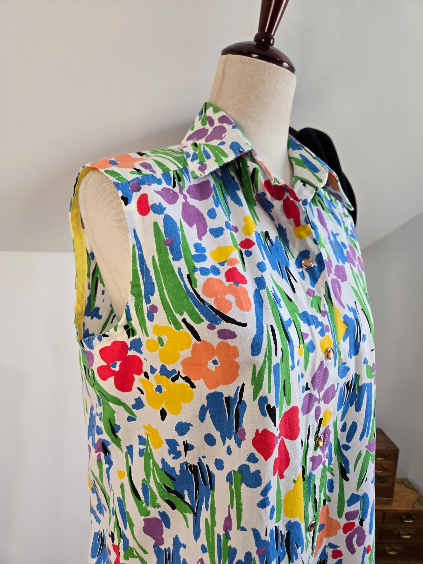 Vintage 80s Cotton Pearl Snap Sleeveless Top - medium