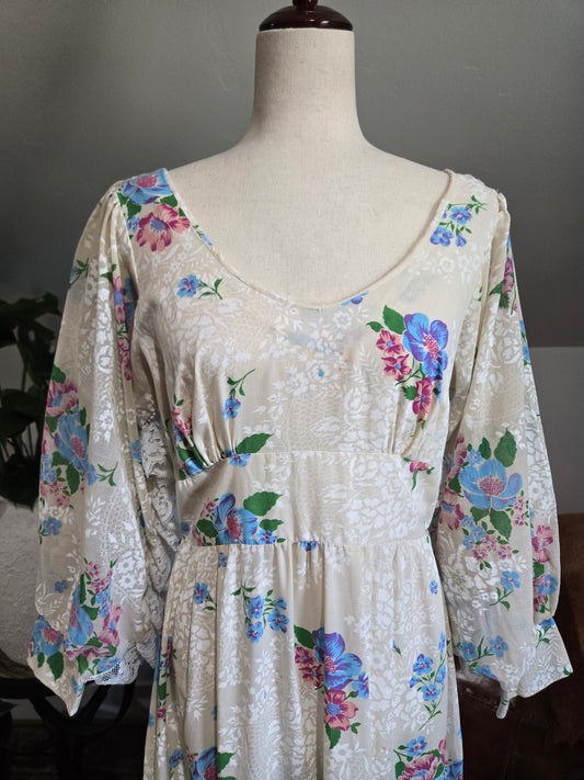 1970s Floral Maxi with Balloon Sleeve - medium