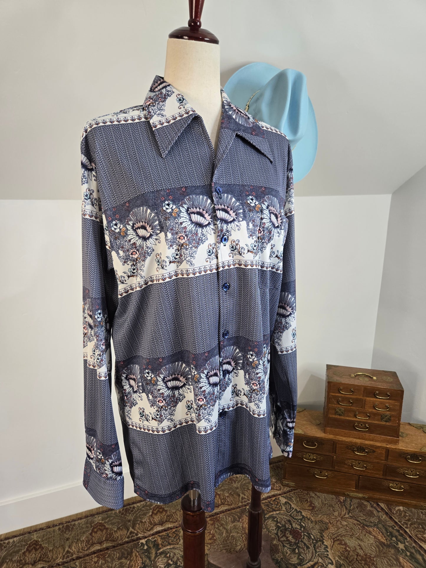 Joel Vintage 70s Navy Print Top - large