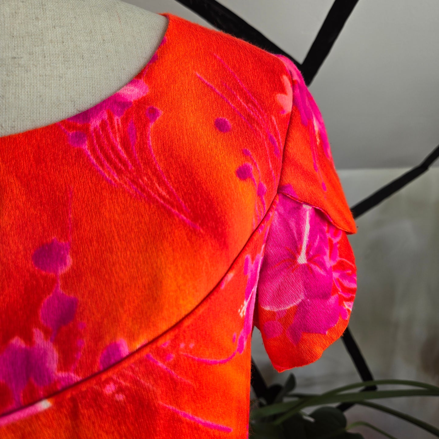 Made in Hawaii 70s Vintage Neon Day Glow Floral Dress - small