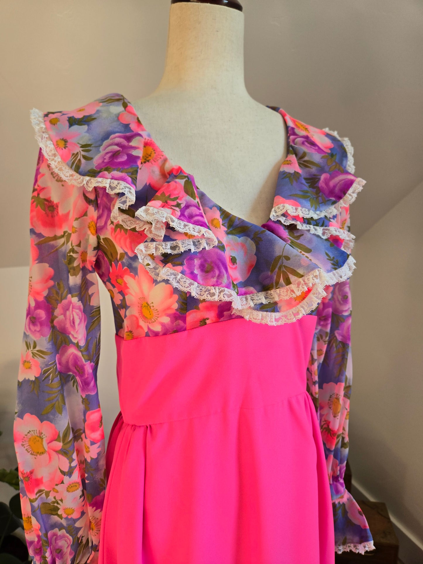 Vintage 1970s Hot Pink Flower Power Maxi Dress - medium