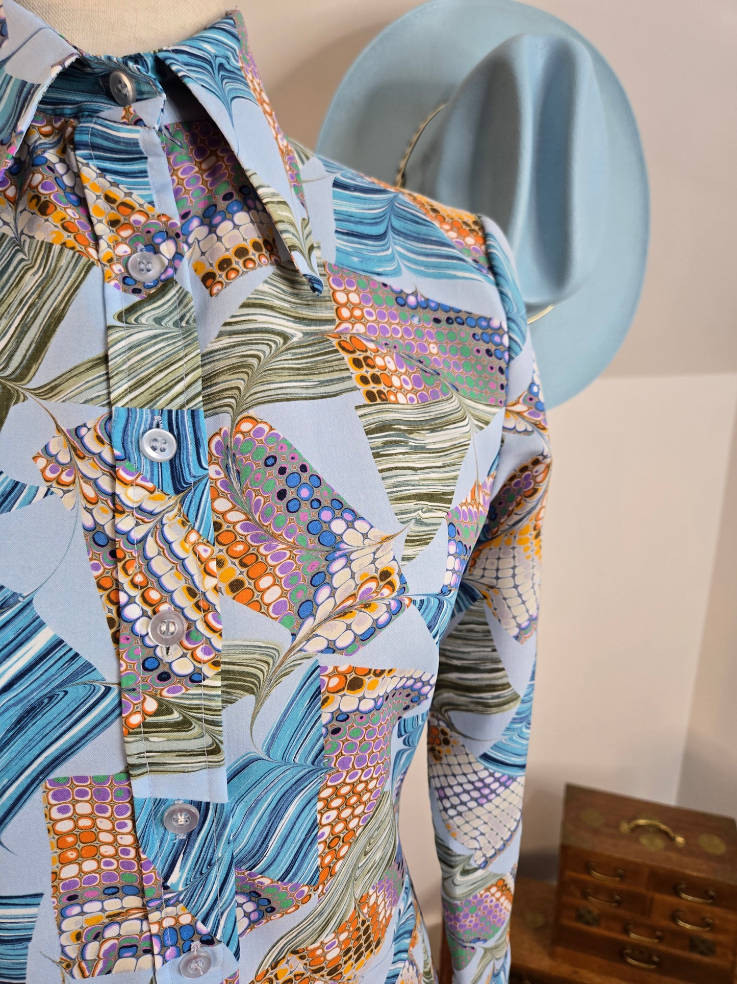 Allison Peters Vintage 70s Psychedelic Dagger Collar Shirt - XS/S