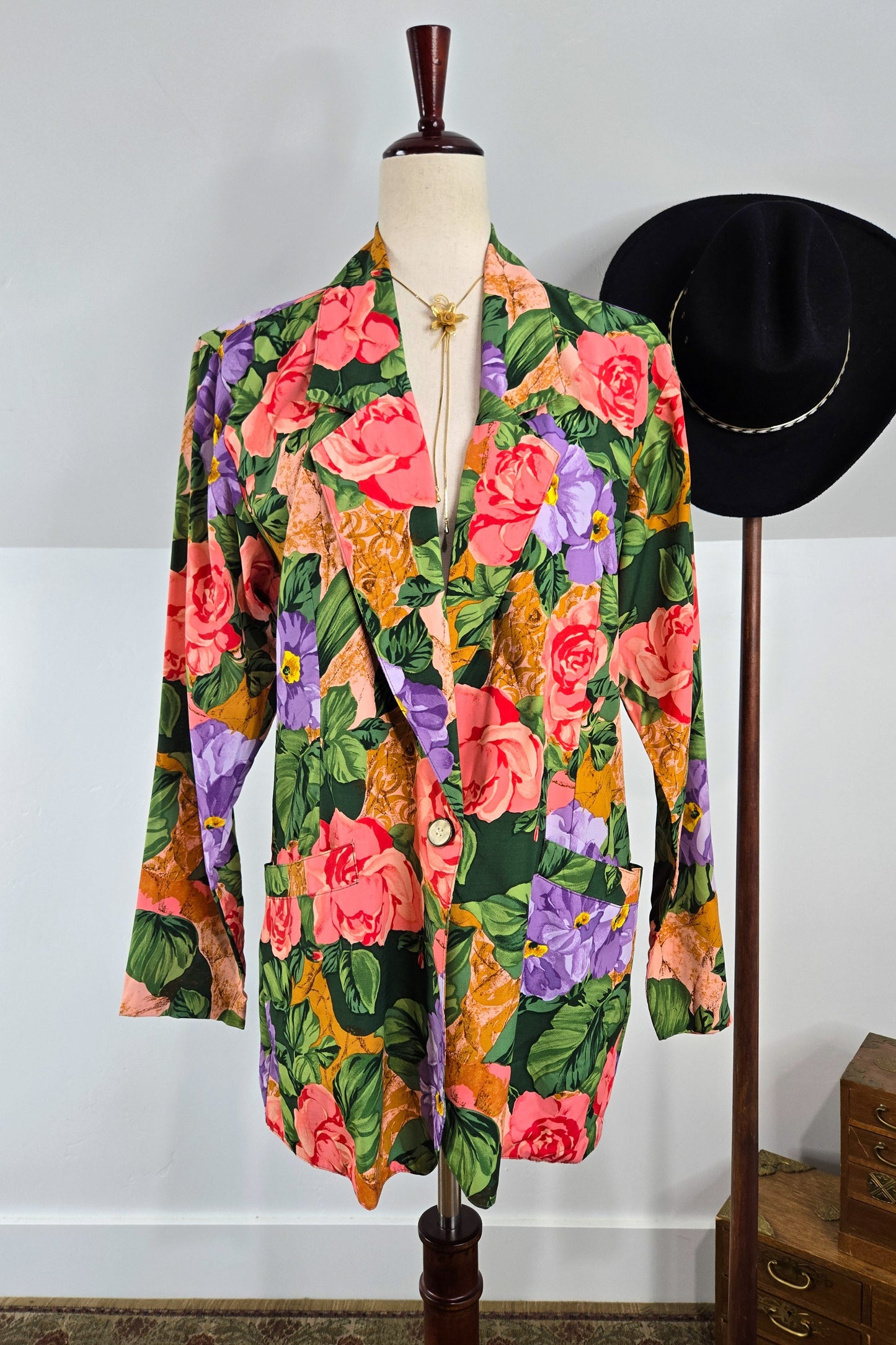 Carol Anderson Collection Vintage Floral Rayon Blazer - medium