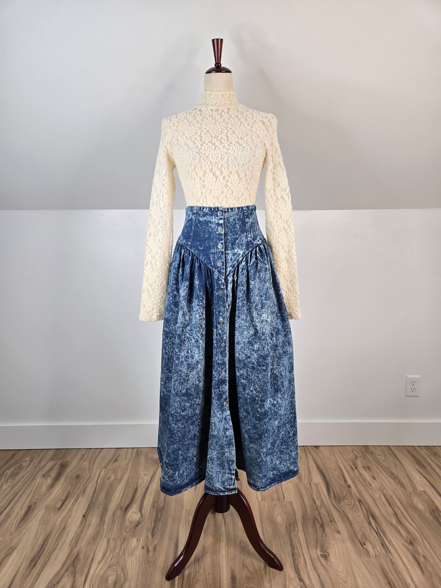 Good Things of California Vintage Acid Wash Denim Skirt - small