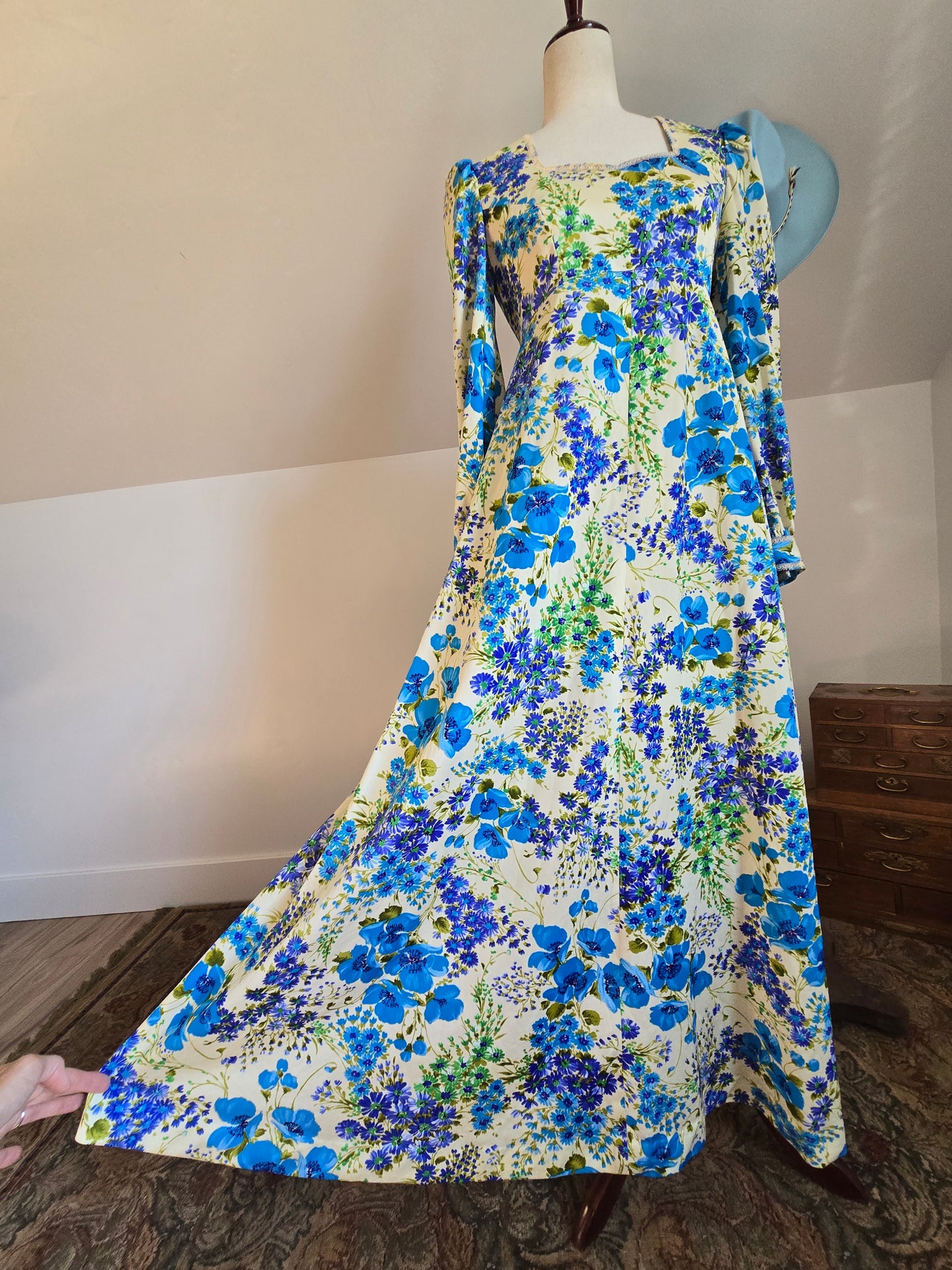 Vintage 70s Flower Power Nylon Maxi Dress - medium