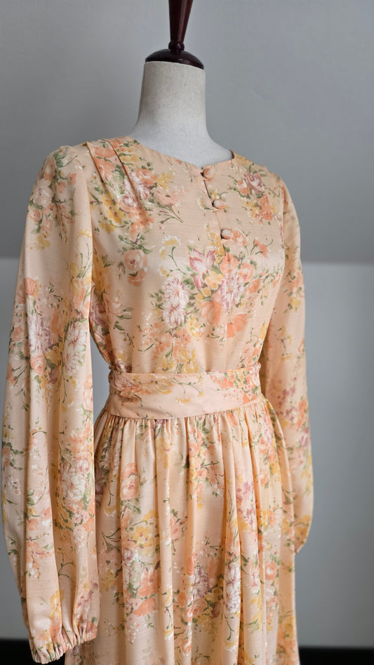1970s Vintage Peach Floral Maxi Dress - medium