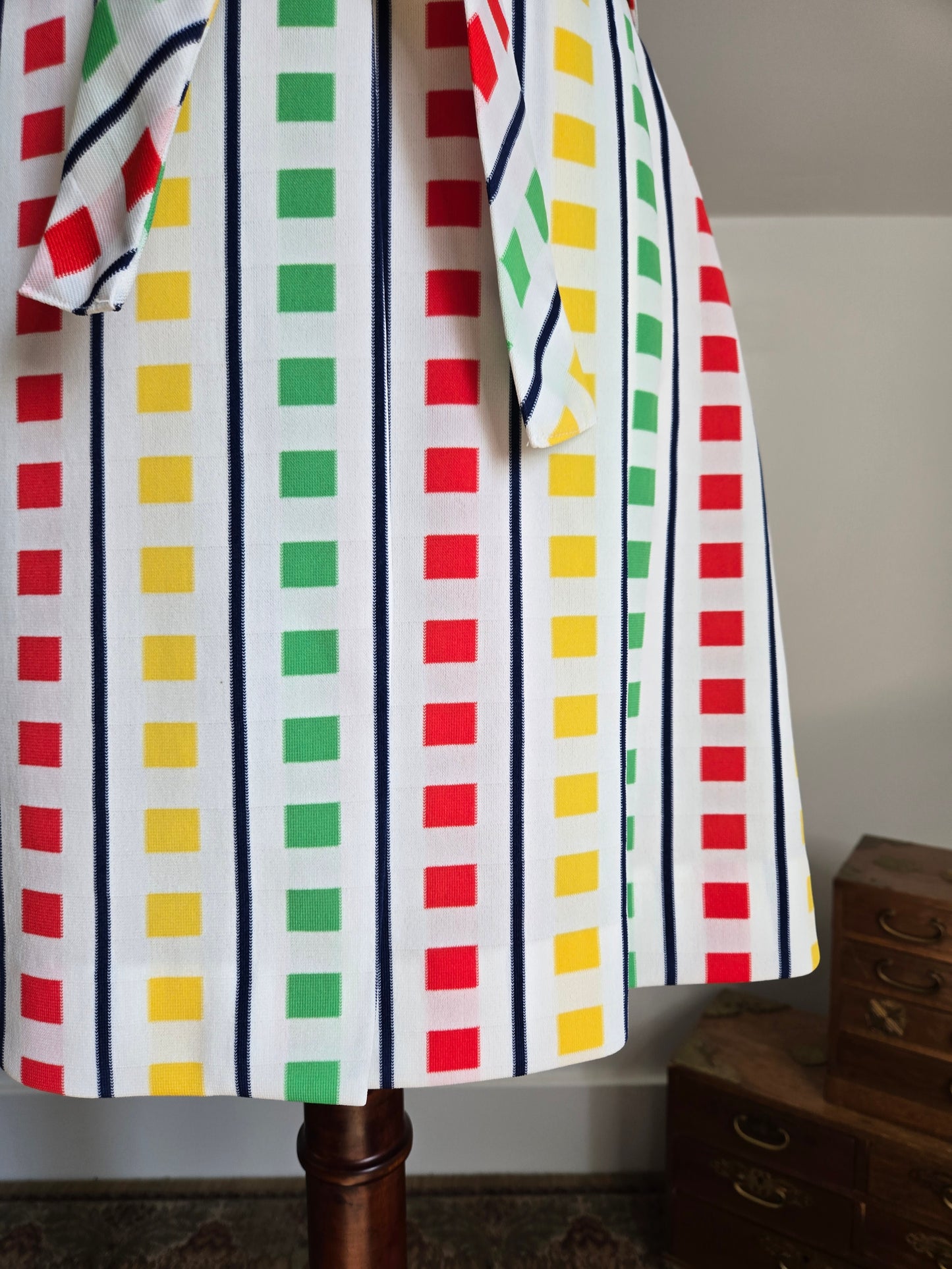 Fountain Square 70s Stop Light Dress - medium