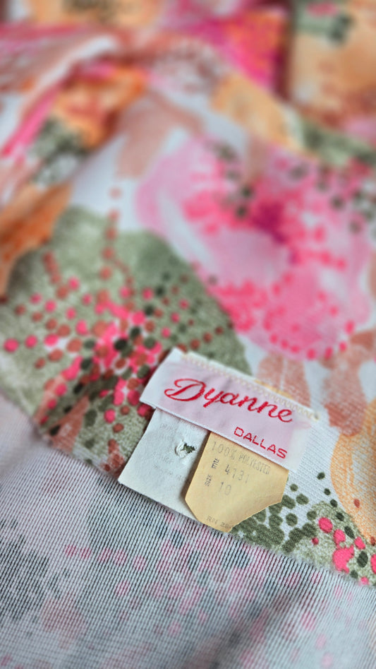 Dyanne Dallas Vintage 70s Bright Floral Dress with Belt - small