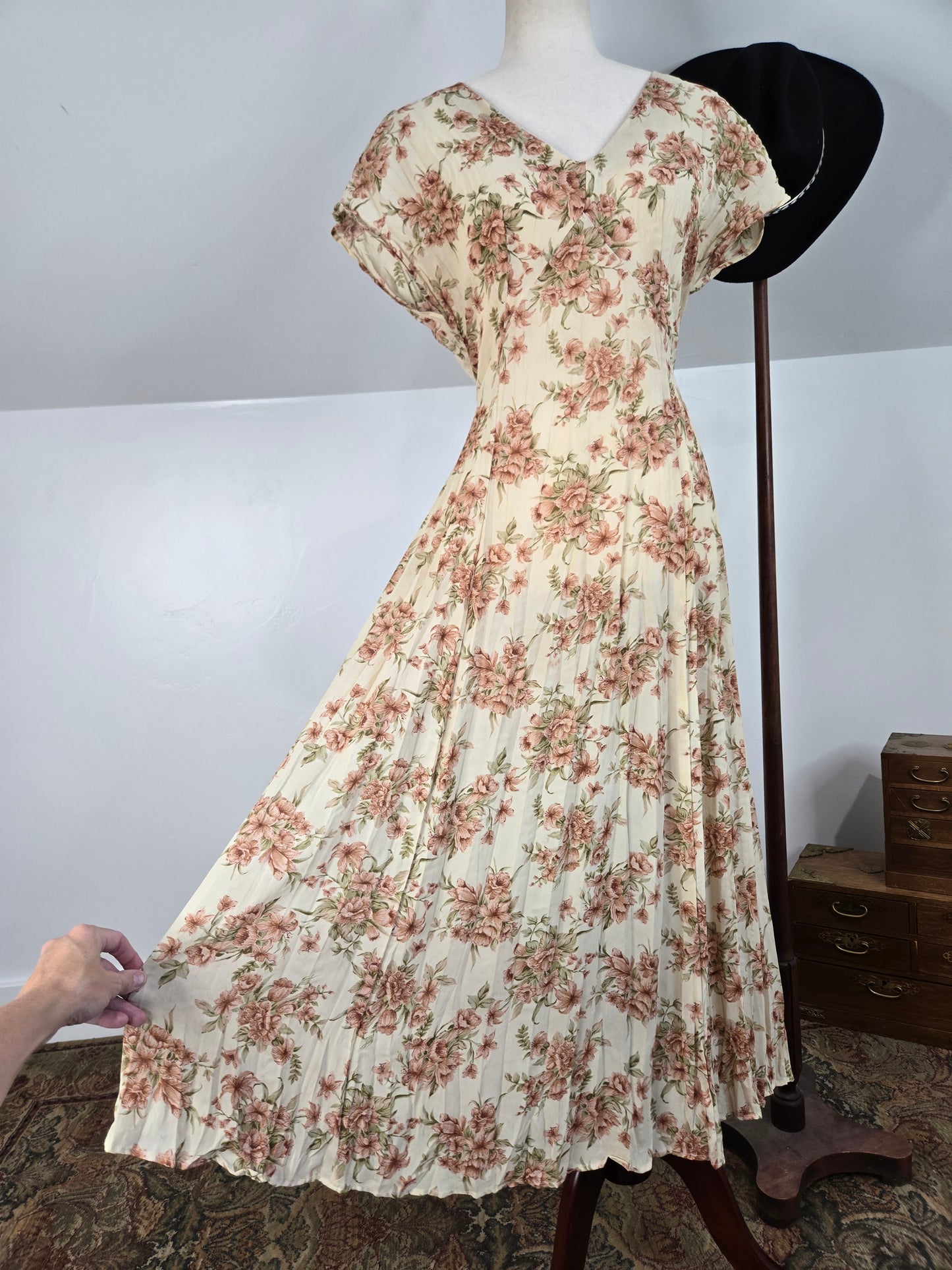 Timing USA Vintage 90s Floral Semi Shear Dress - medium