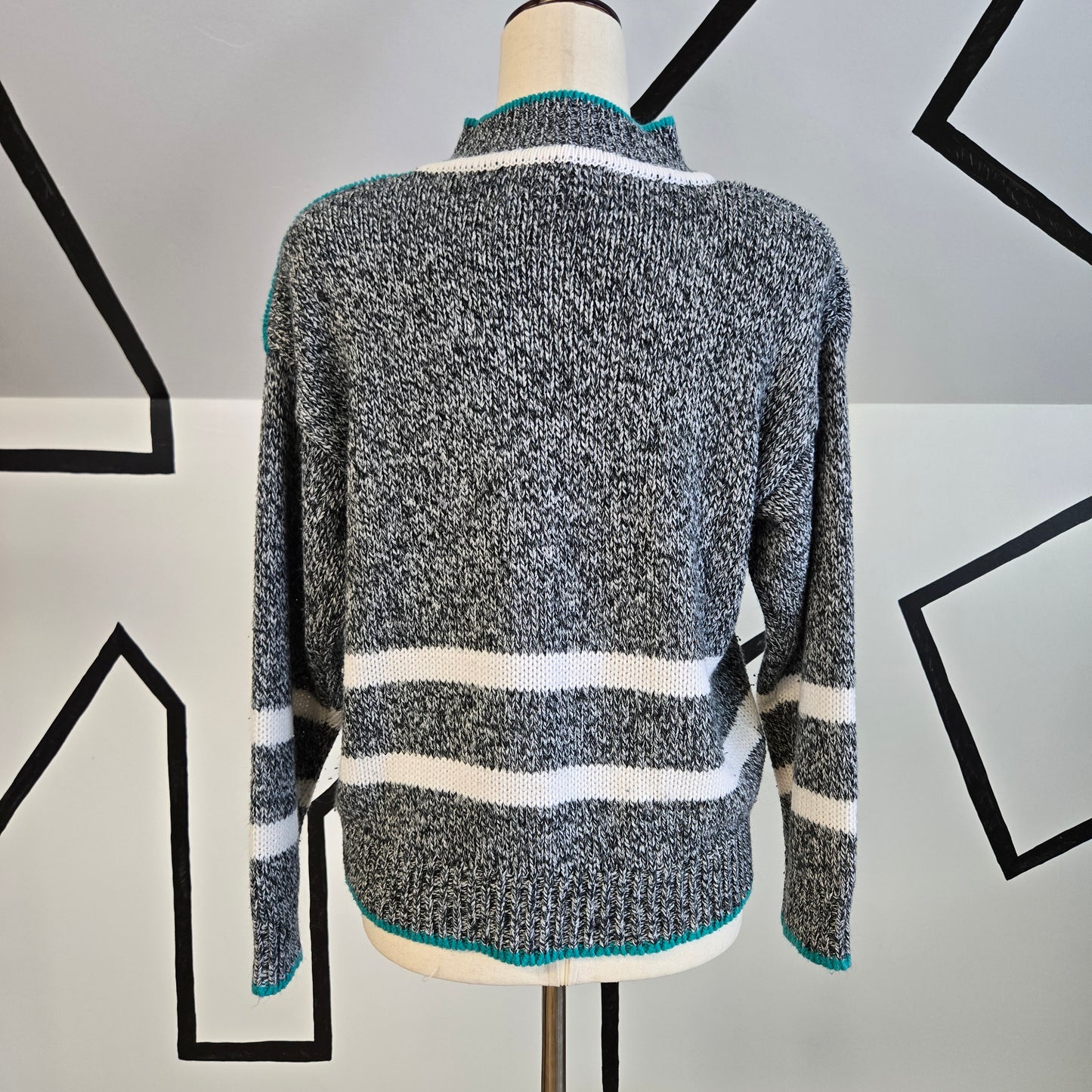 Nuggets Vintage 80s Pacman Knit Sweater made in Korea - medium