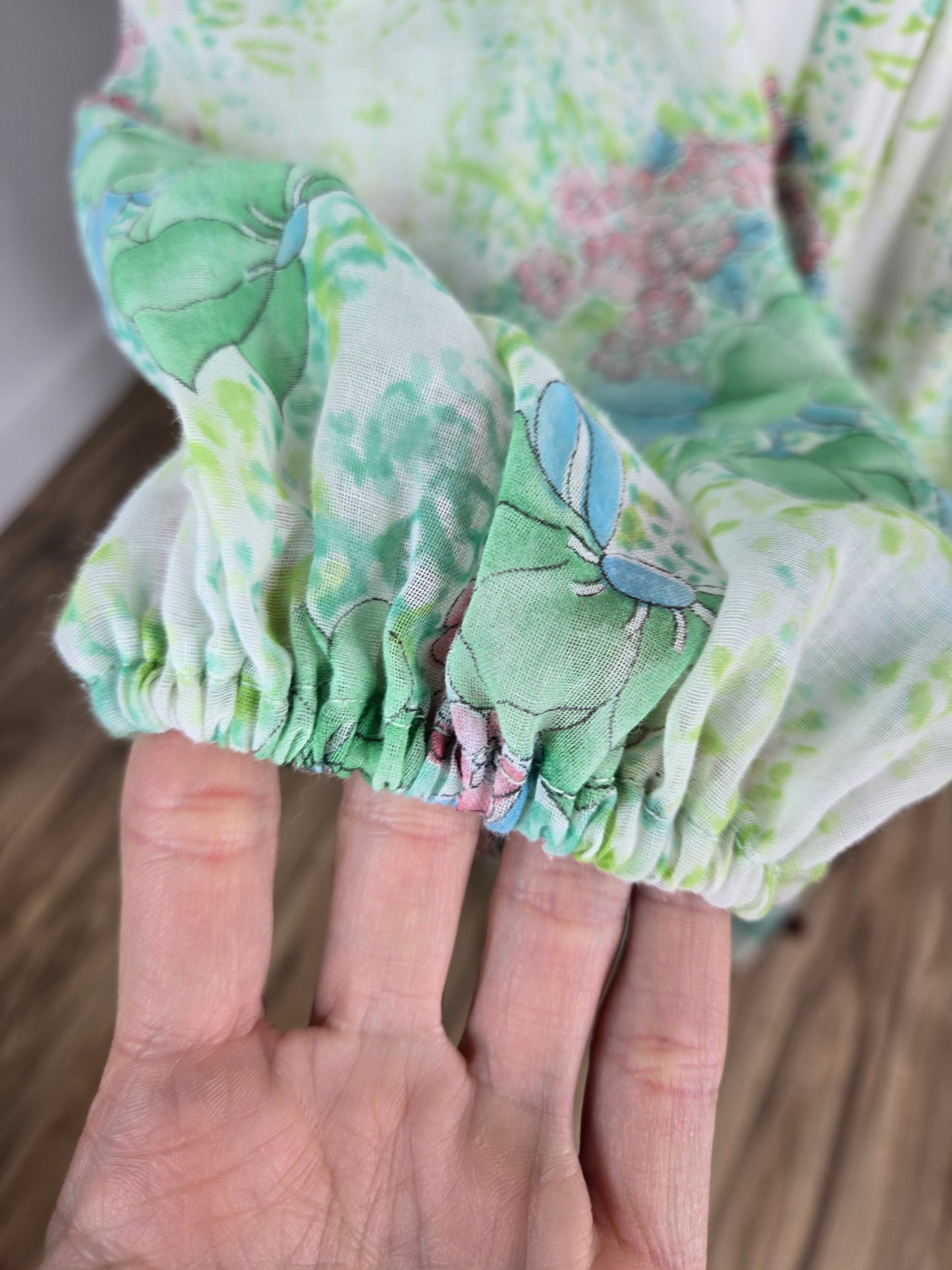 Vintage Mint Green Floral Gypsy Sleeve Dress - Small