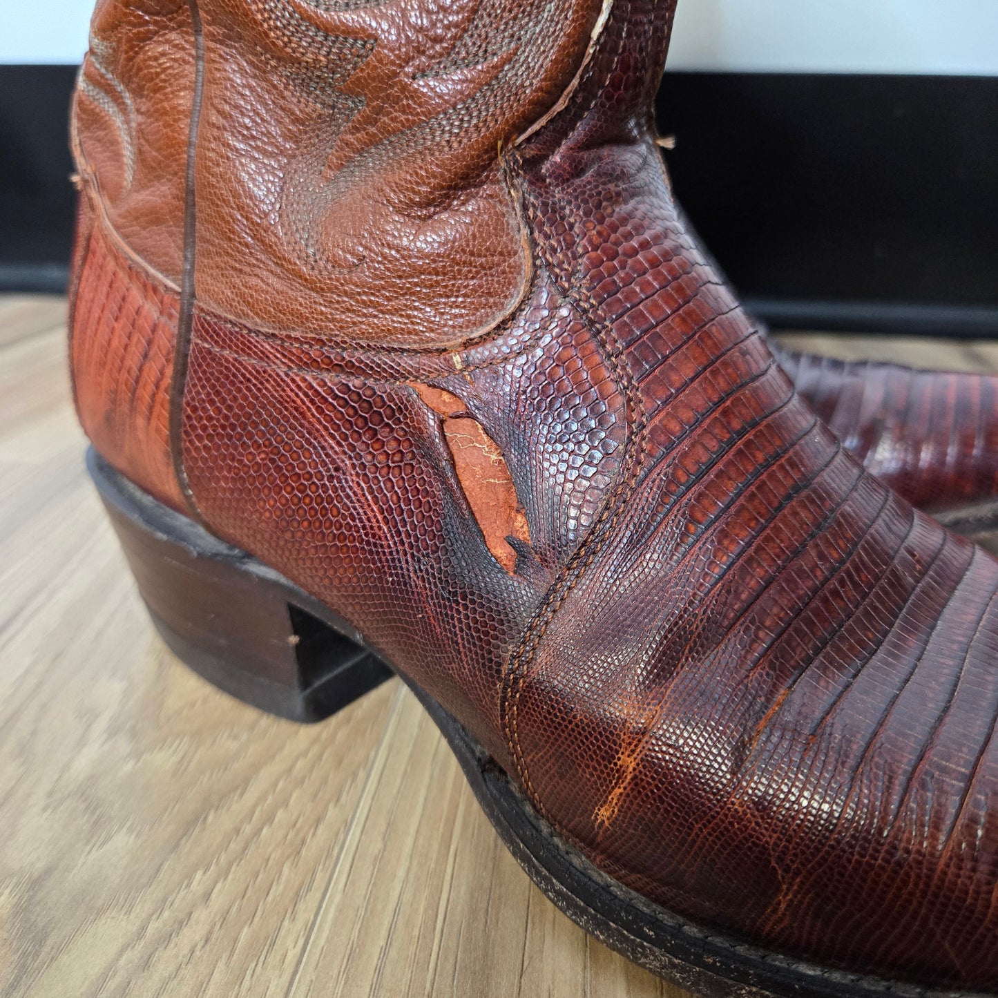 Tony Lama Vintage Teju Lizard 8540 Leather Western Boots - Size 10.5 (womens)