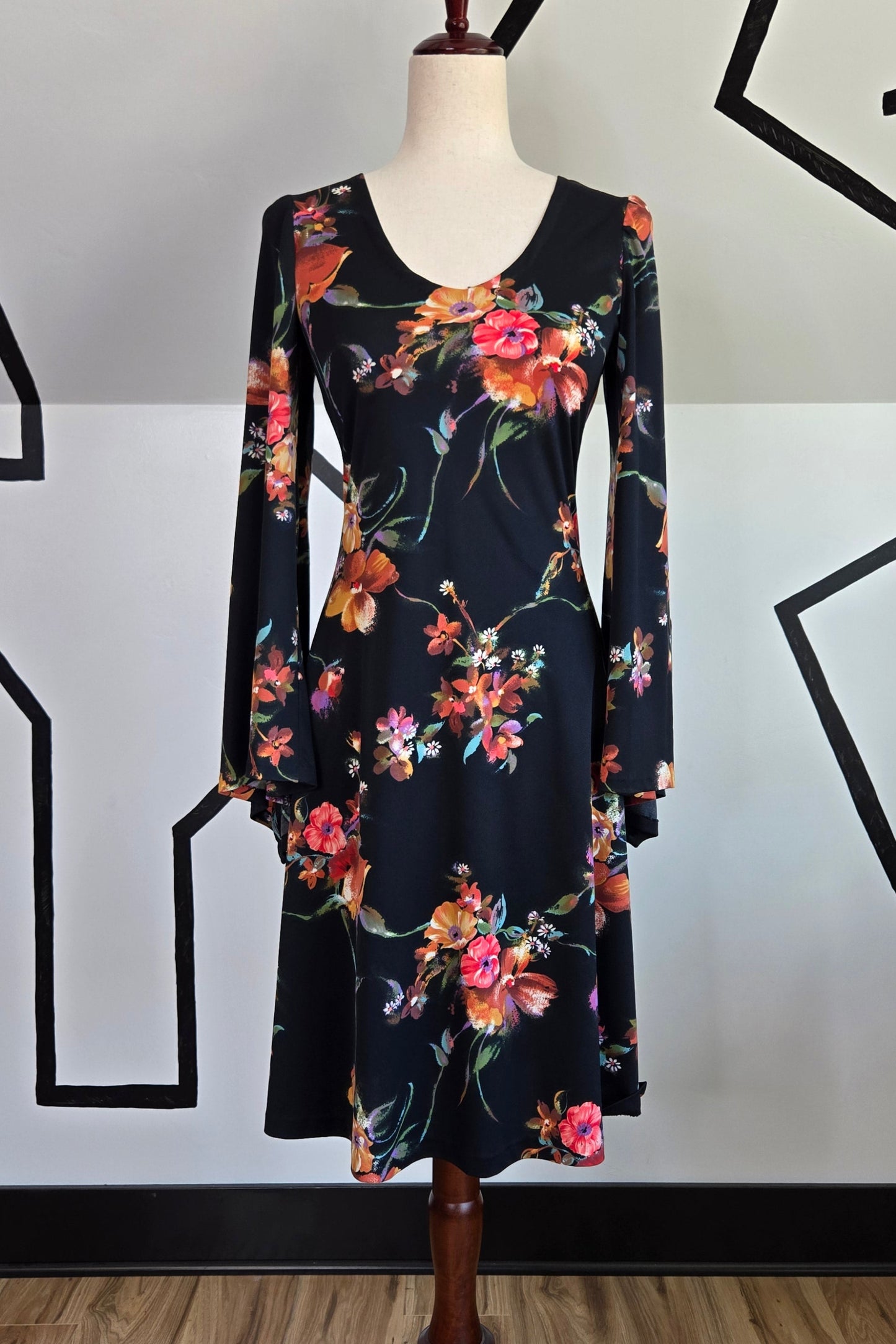Handmade 1960s Floral Bell Sleeve Dress - XS/Small