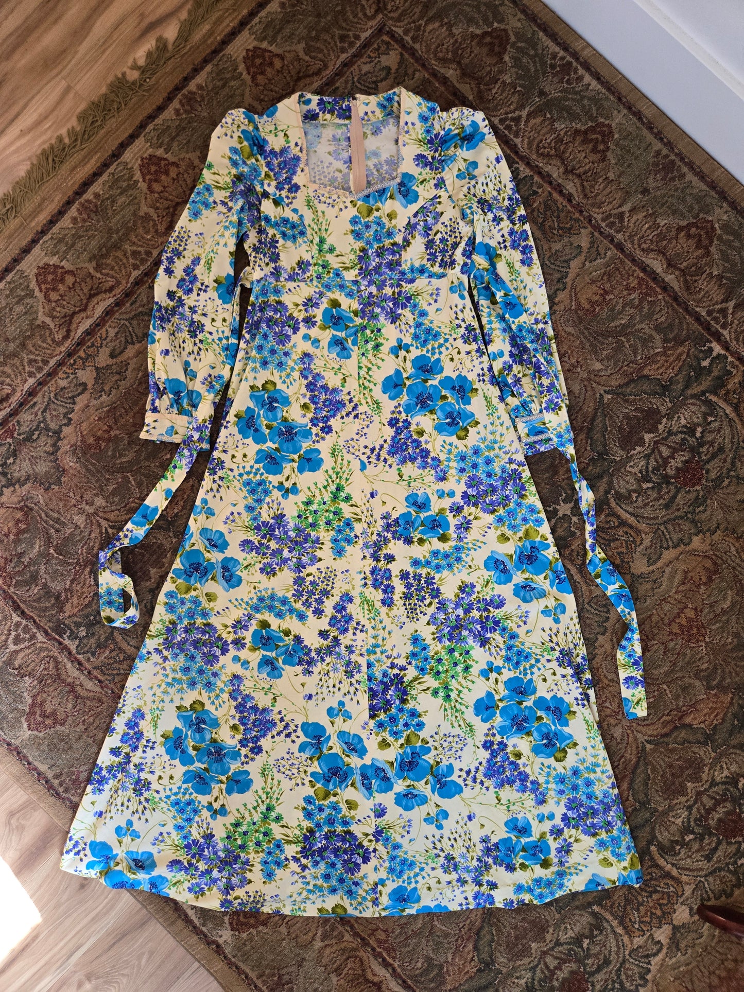 Vintage 70s Flower Power Nylon Maxi Dress - medium