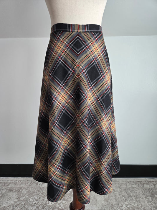 Aljean of Canada Vintage 70s Pure Wool A-line Skirt - W28"